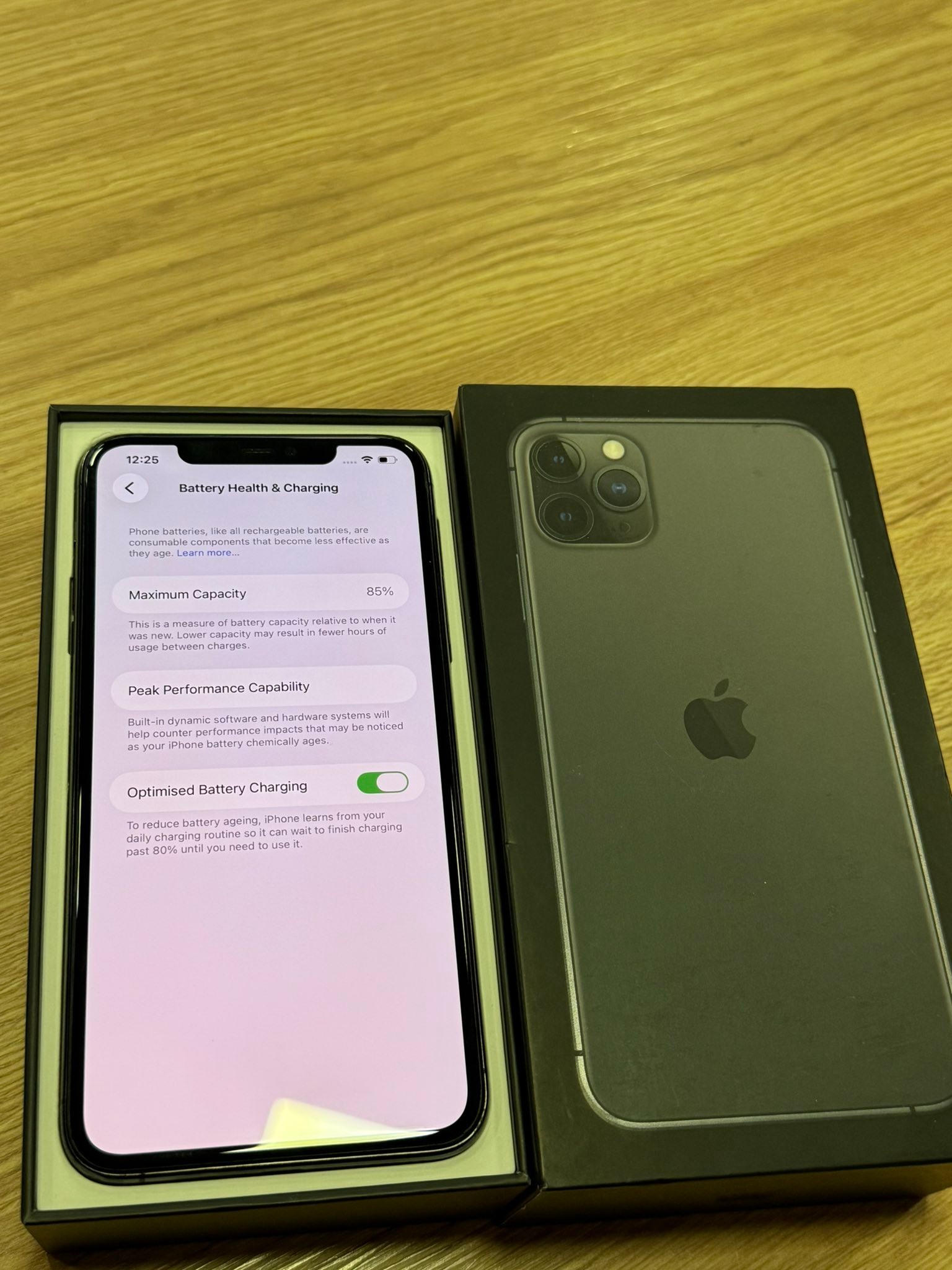 Iphone 11 pro max 256 Gb 650 ლარი