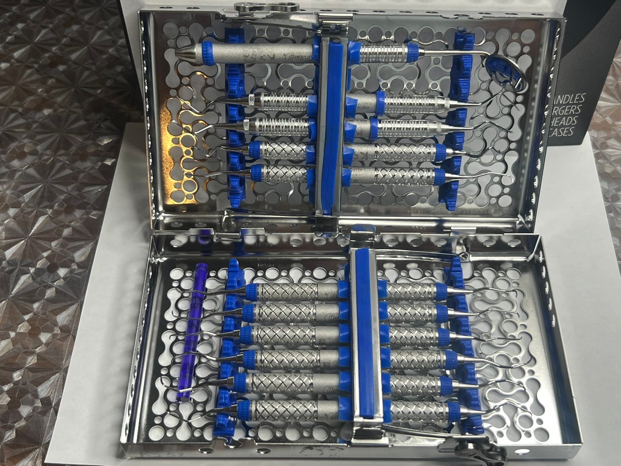 Selling some dental things, everything together for 20€