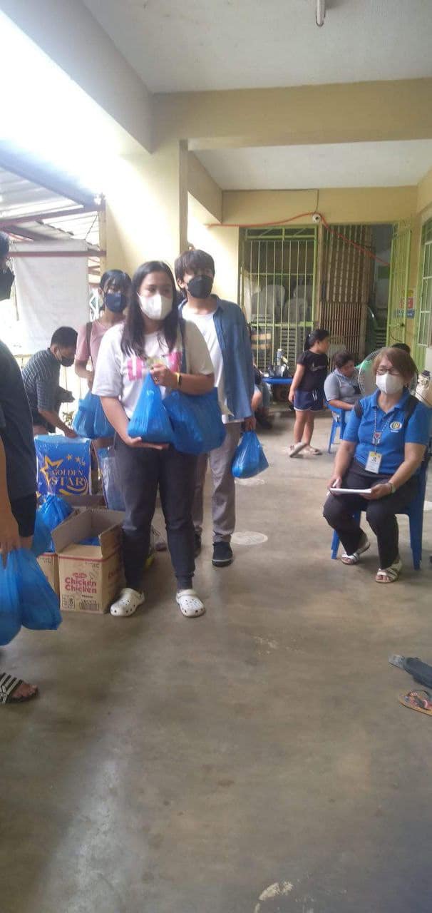 Angat Buhay - Sa taas ng tubig baha dulot ng #PaengPH,... | Facebook