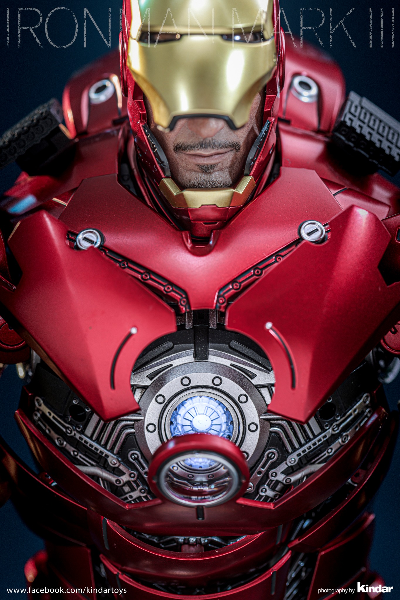 Ironmansg - Hot Toys 1/6 Tony Stark Head Sculpt. Did not include 