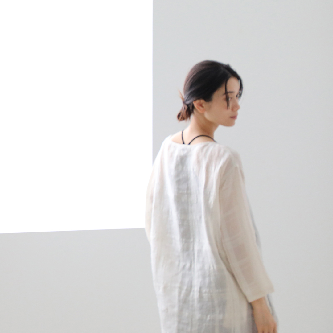 2025年 evam eva 吾妻袋 カラー81 定価19,800円