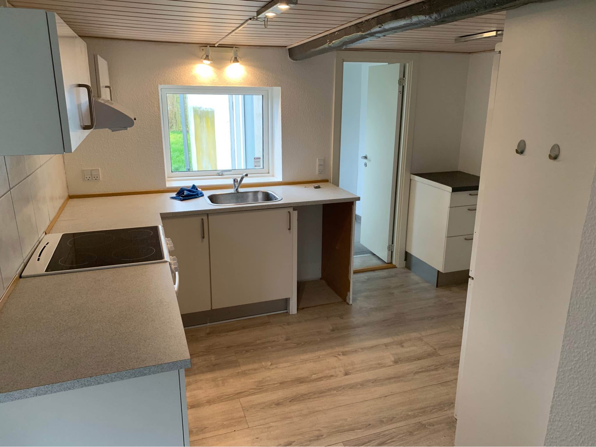 Hyggeligt lille hus til leje i Sdr. Stenderup (Kolding) - Awnings ...