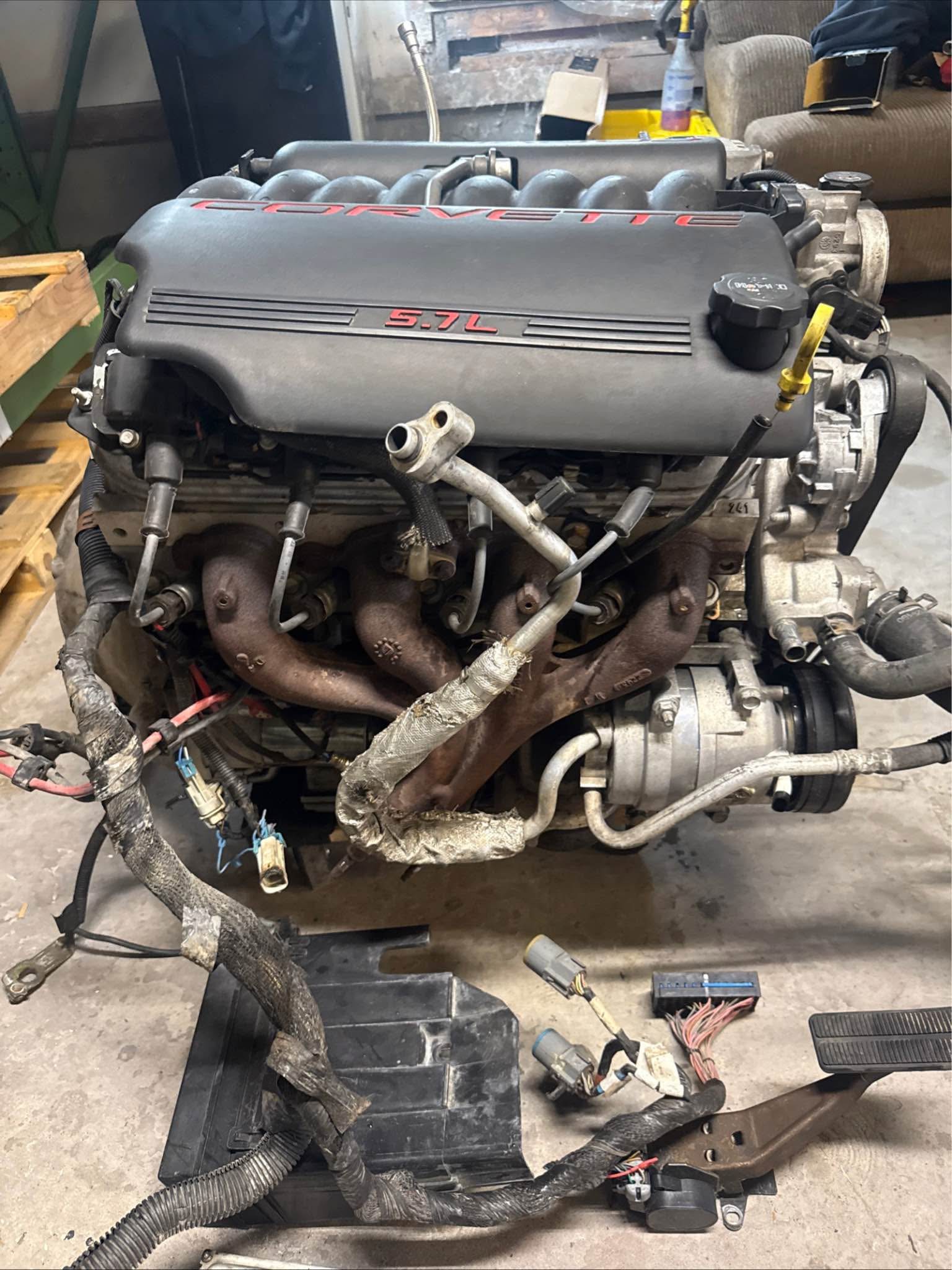 2004 c5 corvette 5.7 Ls1 drop out 120k miles!! Ecu, harness, pedal, and ...