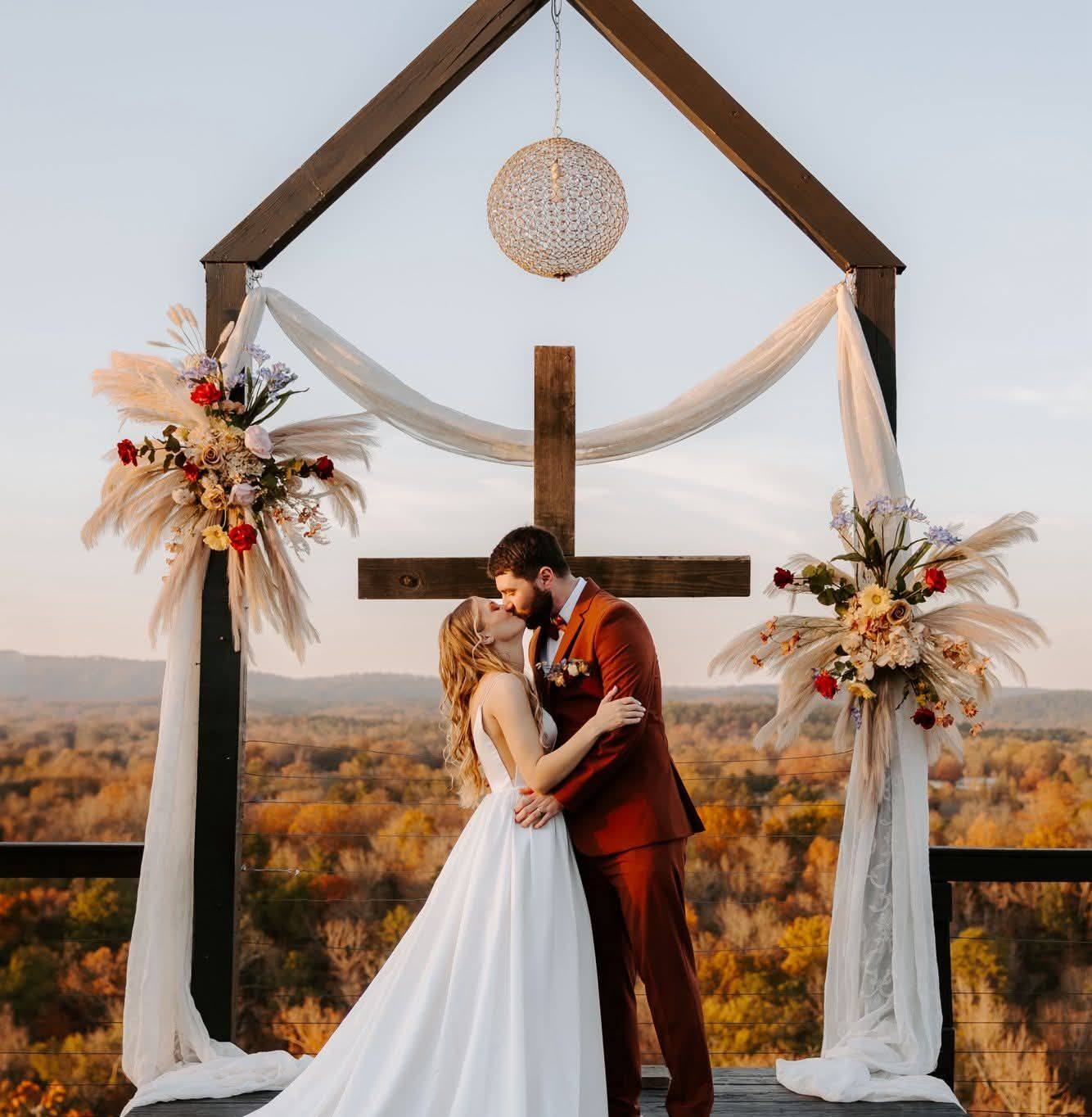 The Royal Ridge Barns added a new... - The Royal Ridge Barns