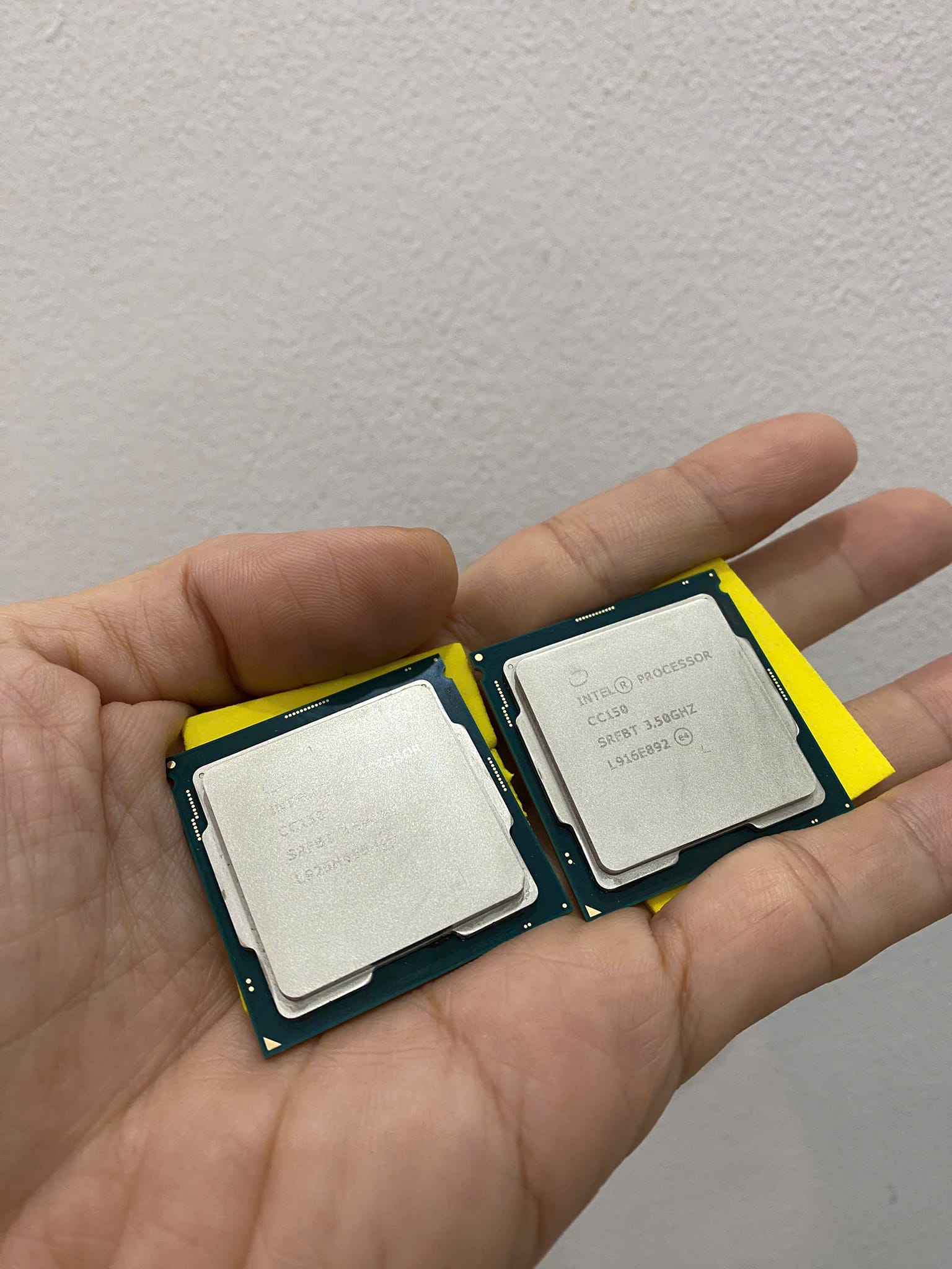 CPU Intel CC150 8 Core 16 Thread 3.50 GHz – Compatibile Con H310, B365, H370, Z370, Z390, Q370, C246