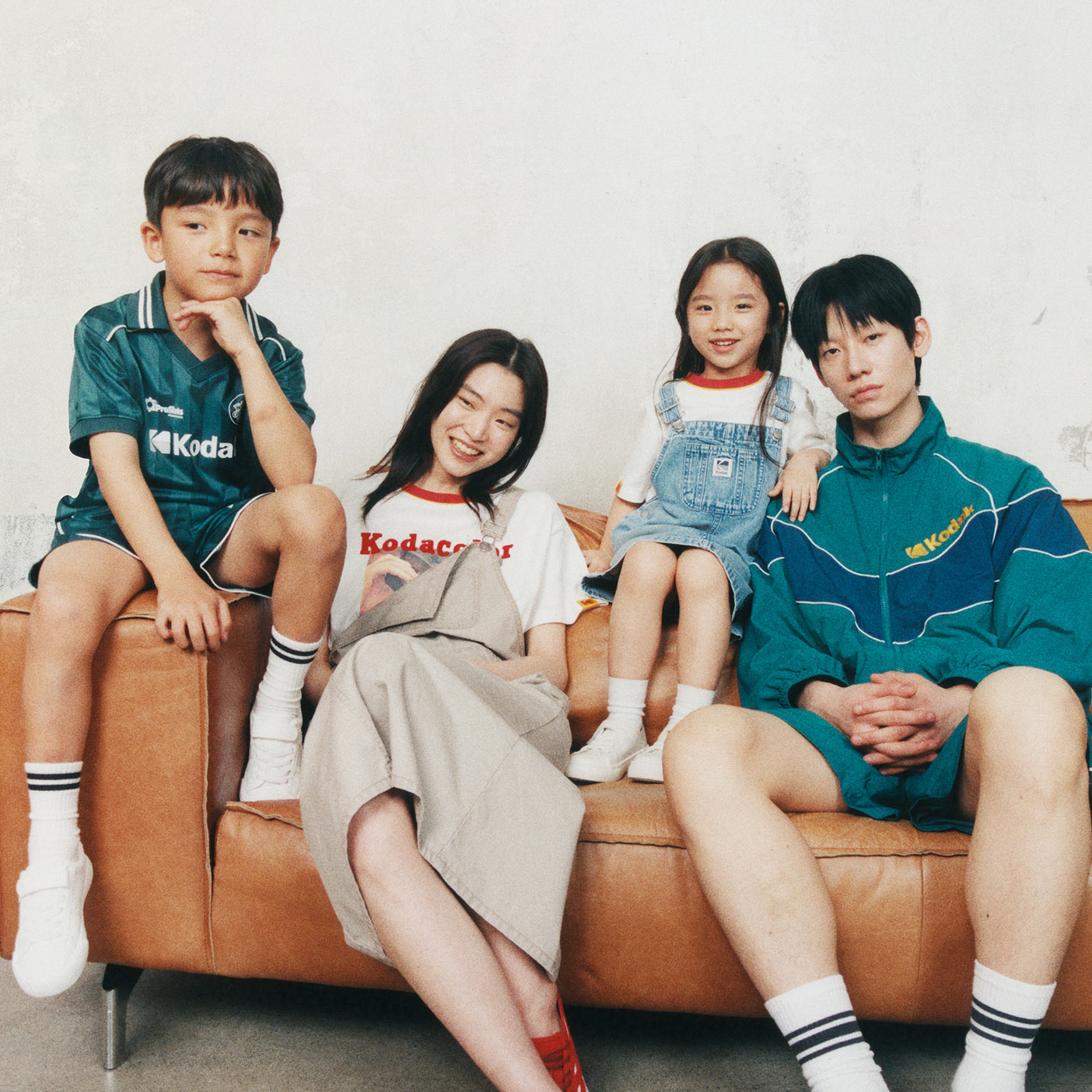 H&M - ＼新着✨KODAK COLLECTION BY H&M／ ファインダーに映し出される