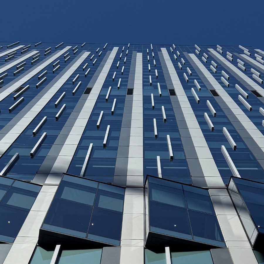 MTFA - Currently the world's tallest building is the Burj Khalifa, in ...