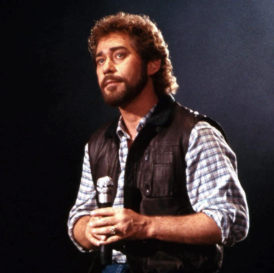 Real - Earl Thomas Conley was born on this day in 1941. 💙 He had the ...