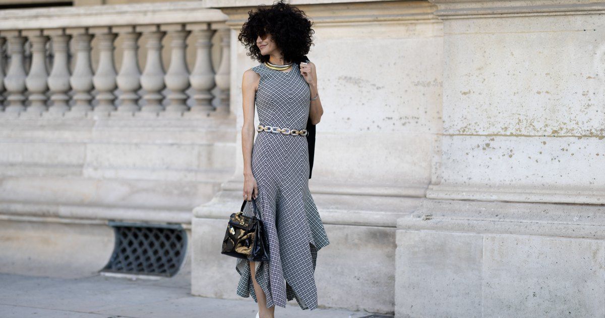 dresses for ladies over 40 17 Loose but Slimming Office-Friendly Women — Starting at $9 Bel Air Academy