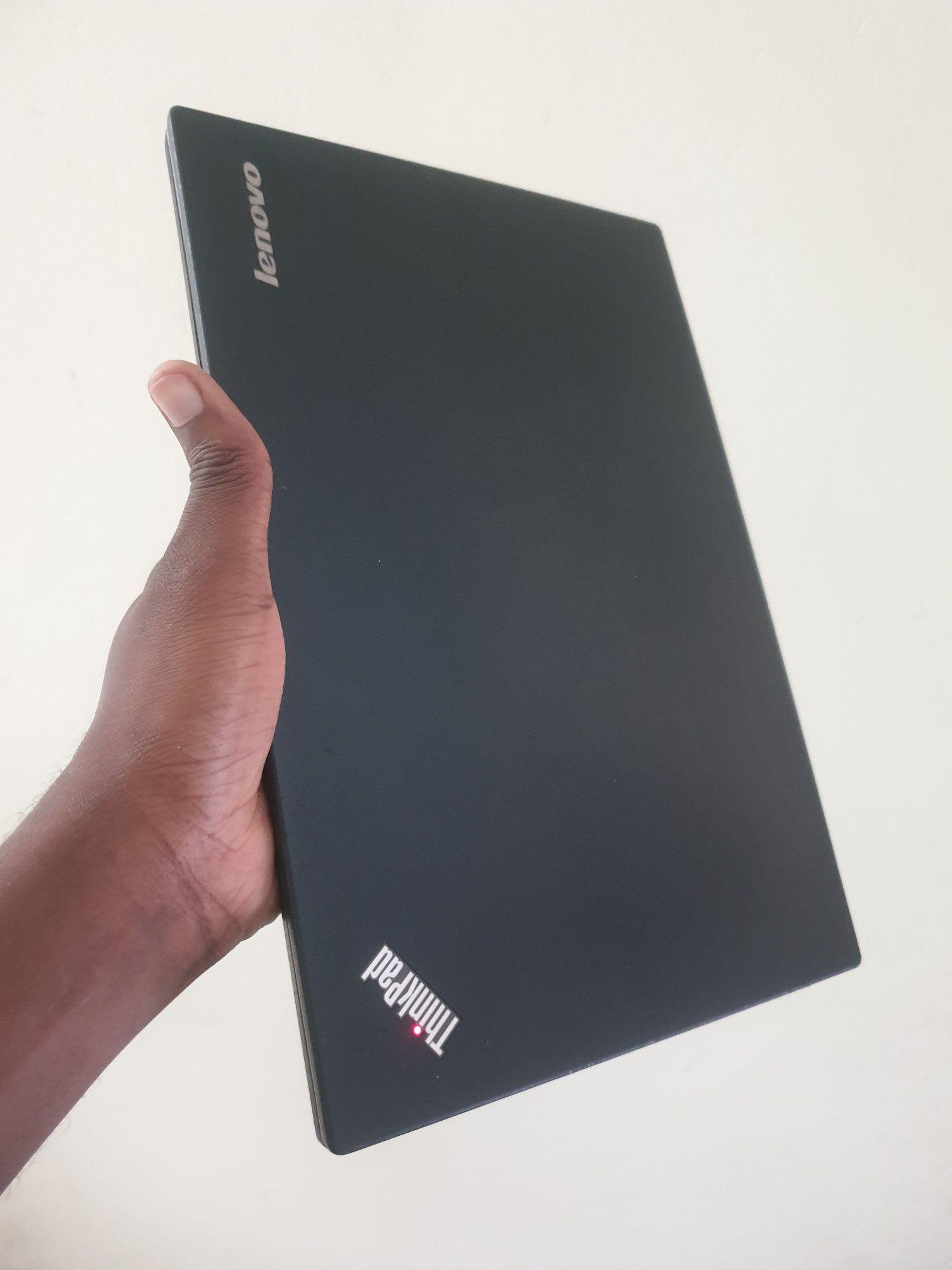 LENOVO THINKPAD X250 I5 5TH GENE 500 HDD 8 GB RAM 5 HOURS BATTERY 
