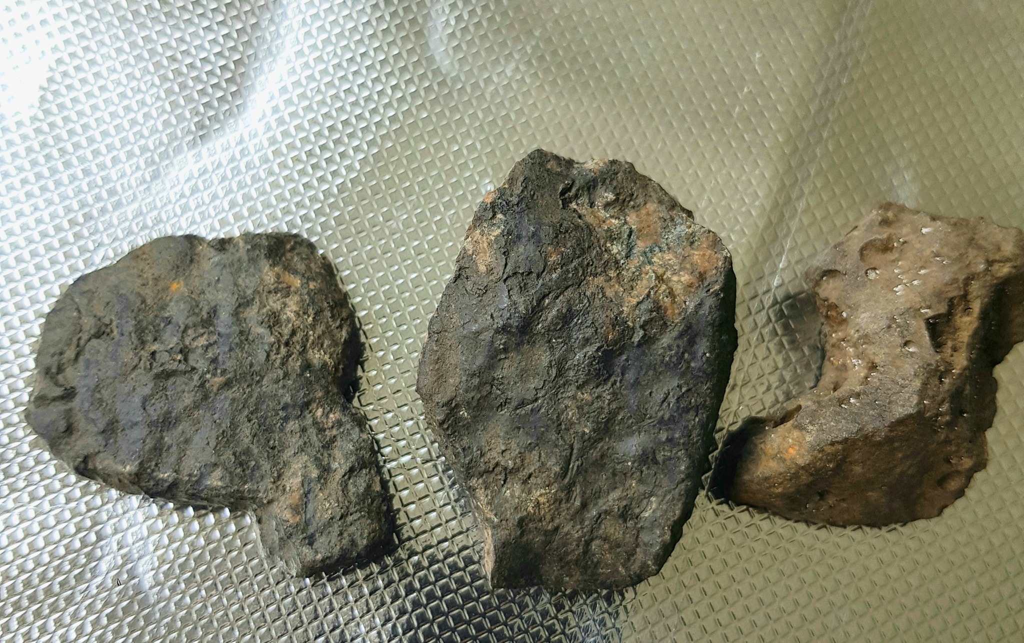 Identifying potentially hazardous rocks from Yunnan, China