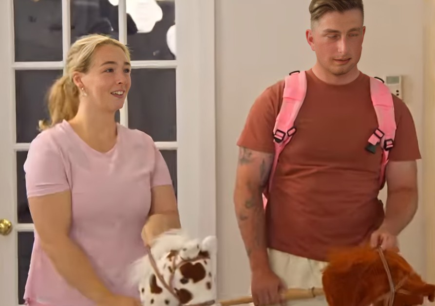 90 - Baylen Out Loud: Baylen And Colin Go For Hobby Horse Riding! READ ...