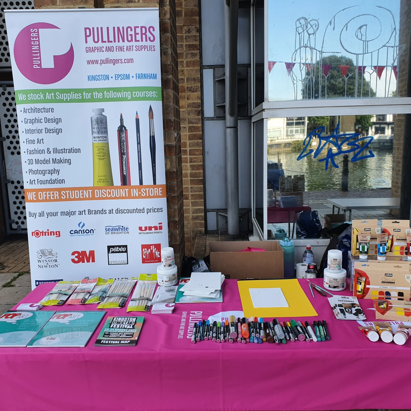 Pullingers Art Shop