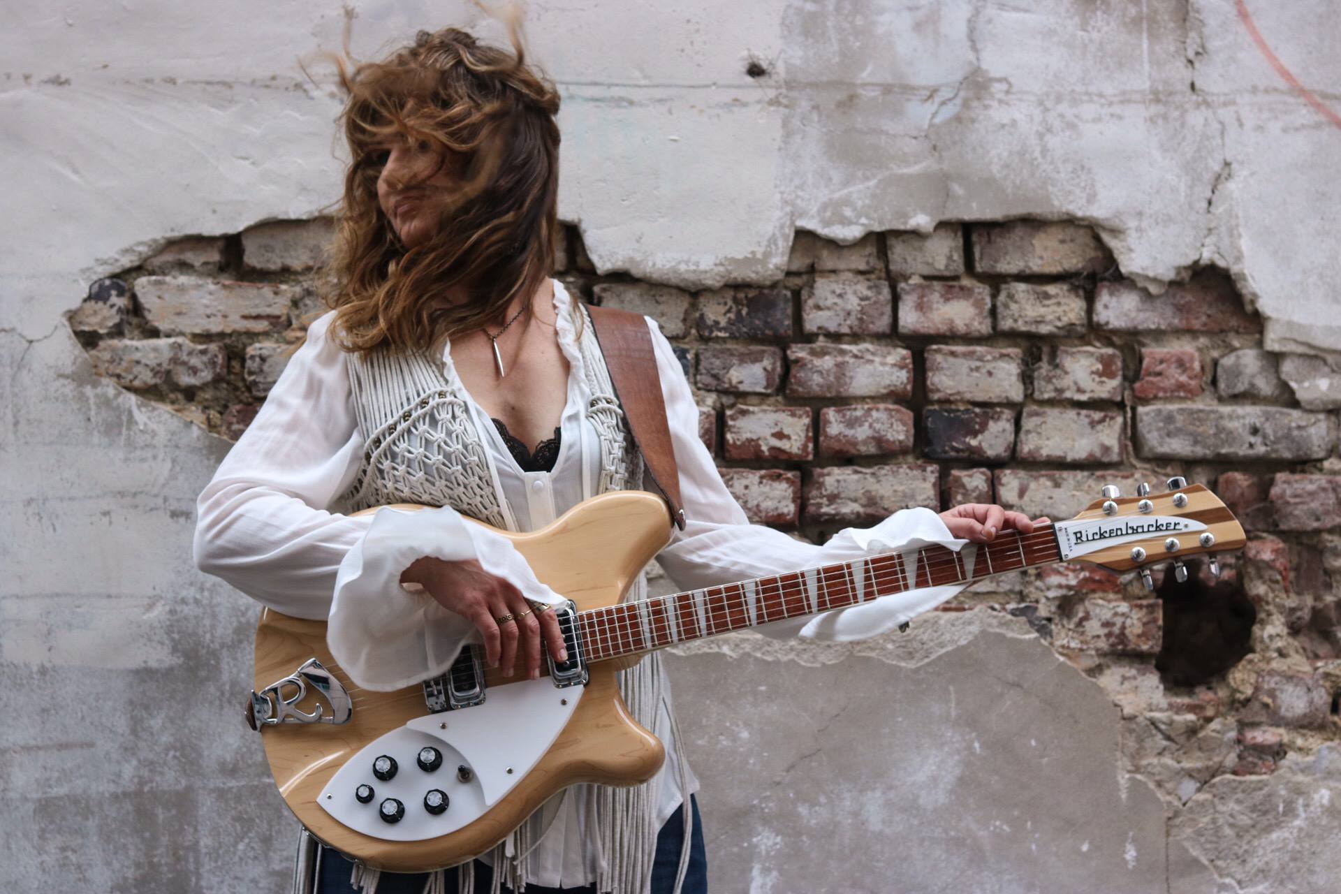 Shelly Waters (@ShellyWatersMusic) • Facebook