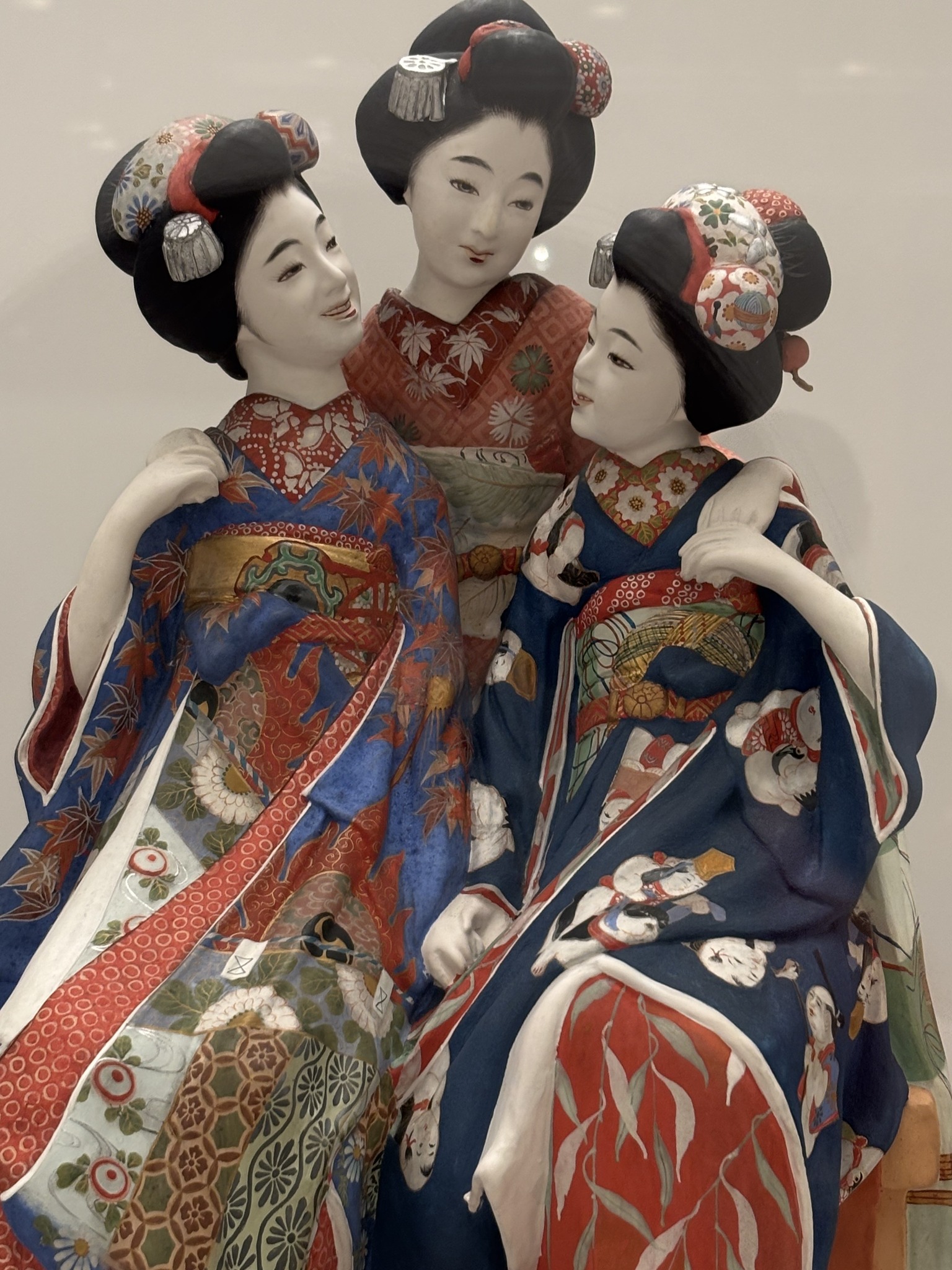 Fukuoka - 写真は、特別展「魔法の歴史スコープ」展示中の博多人形「三 