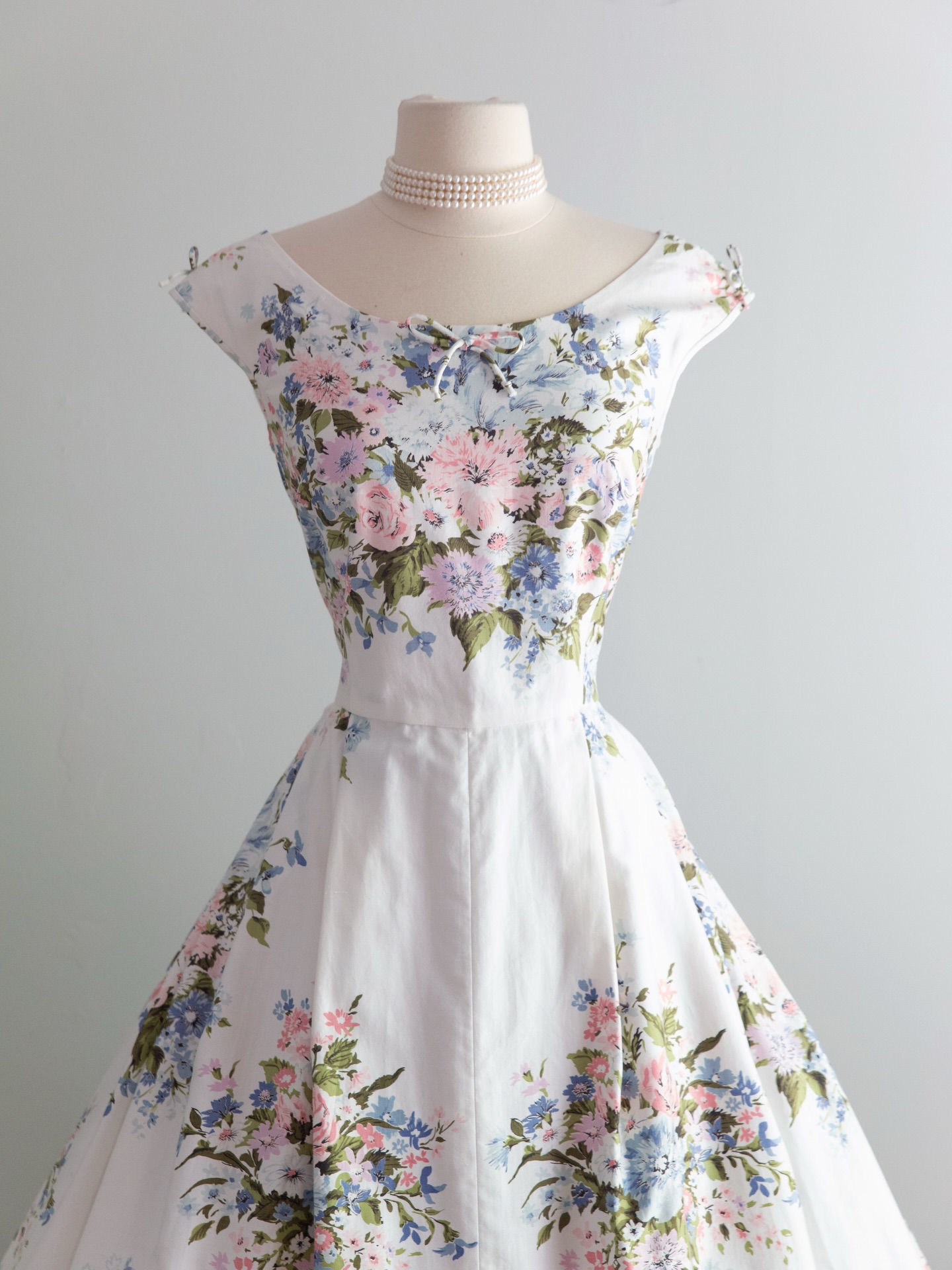 polished cotton dresses for ladies 🌸🌿Impossibly pretty 1950's Waverly “garden flower” print party dress with a 30” waist. What vintage dress dreams are made of…. Tags 🏷️ welcome! 🌿🌸🌿🌸 . . . . #xtabayvintage #1950sdress #1950sfashion #vintagewaverly #vintagebridal july-gifting