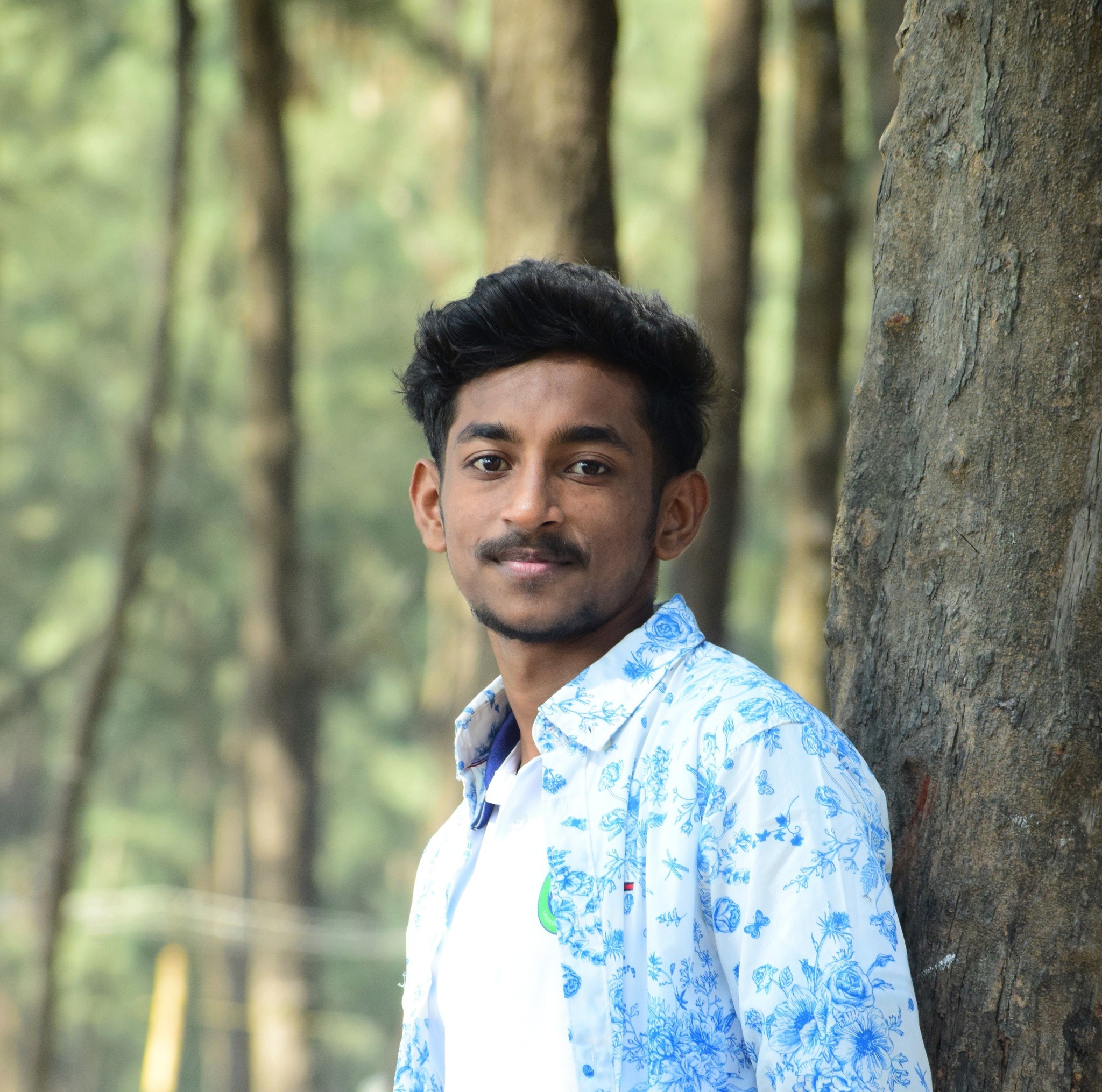 Samin Tahsin