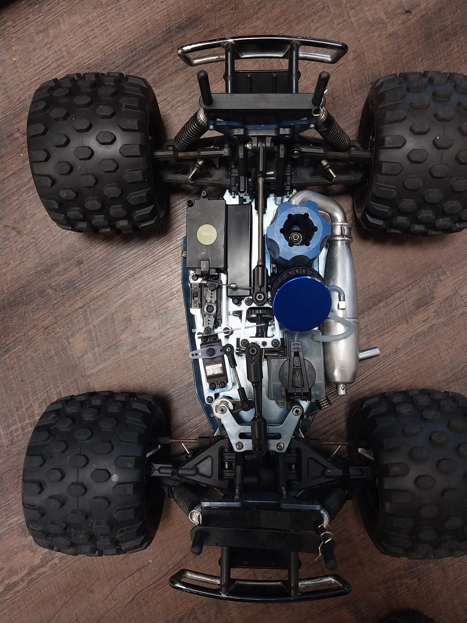 Customizing Ofna Pirate Monster Truck with Servos and Pipe