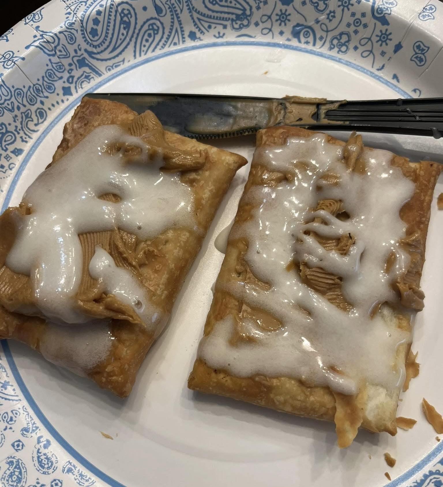 Rate - Cinnamon roll toaster strudels with peanut butter by Jacob P ...