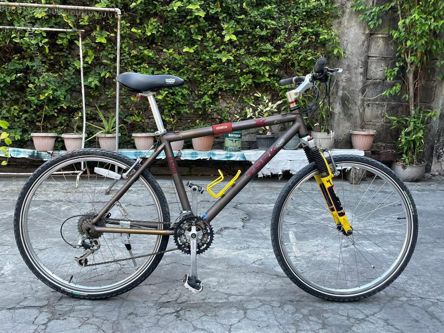 FORSALE Trek 8500 zx aluminum 17st 22tt center to center Rockshox