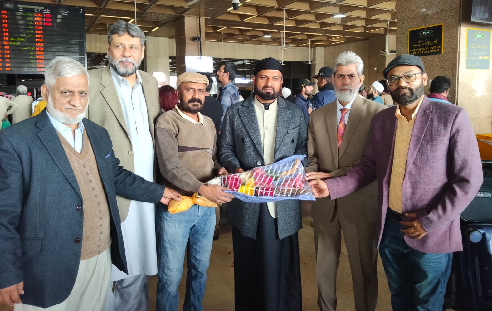 Pakistan Awami Tehreek (PAT) - حکومت الیکشن نہیں کروانا چاہتی: خرم نواز ...
