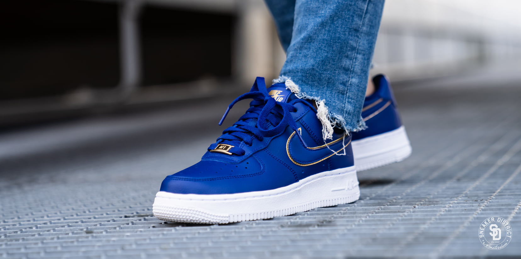 Deep Royal Jordan Mid Royal Blue Laser Nike Air Force 