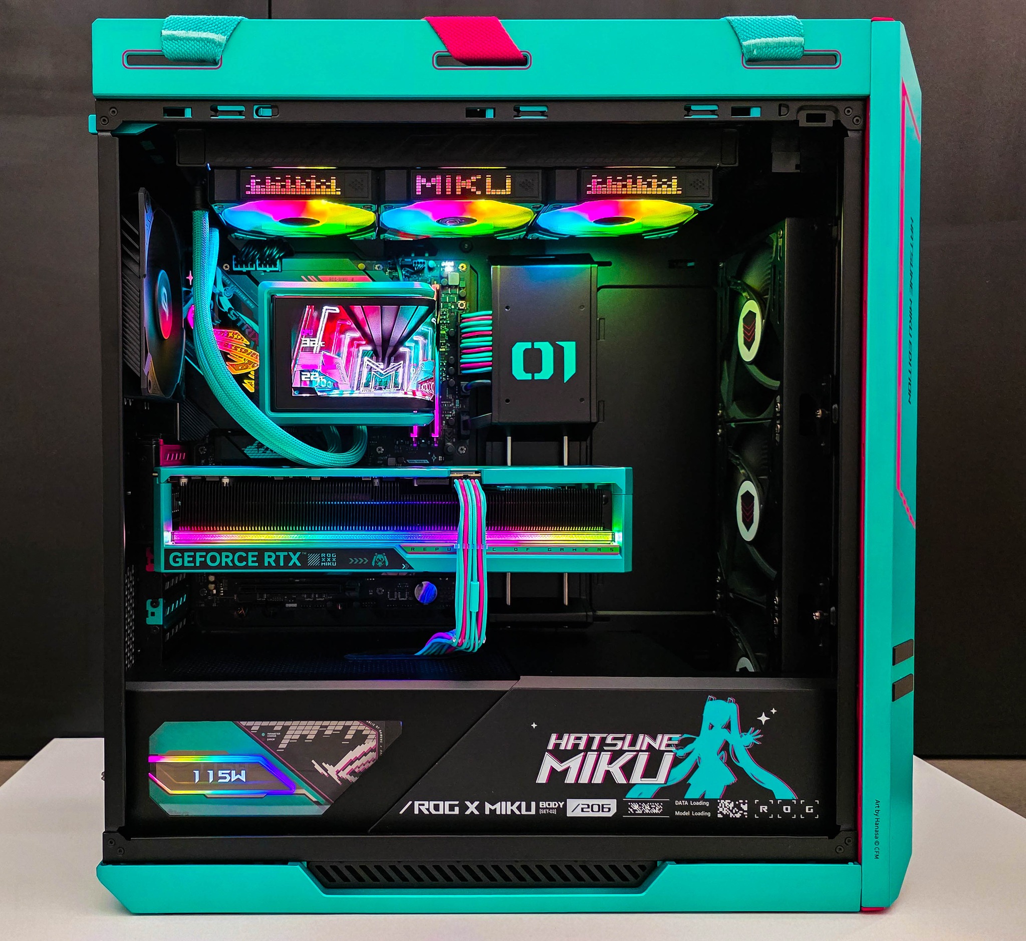 ROG Strix Helios II Hatsune Miku Edition. ?️?️⌨️ Default 