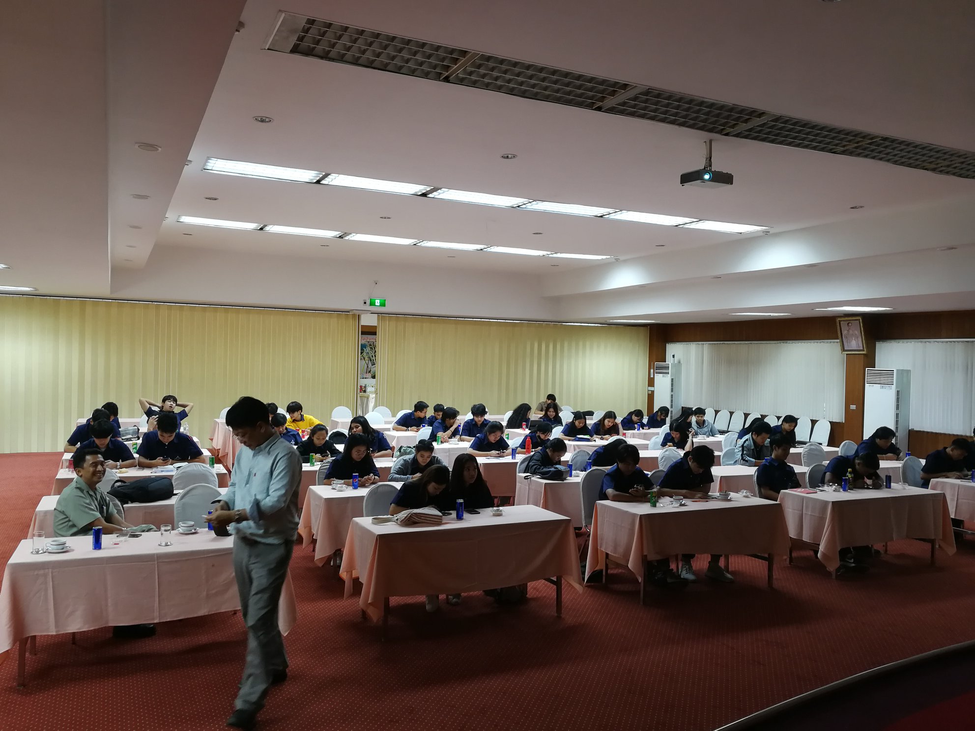 INSEE LAB - Cement Testing ห้องปฏิบัติการทดสอบปูนซีเมนต์ และวัตถุดิบ