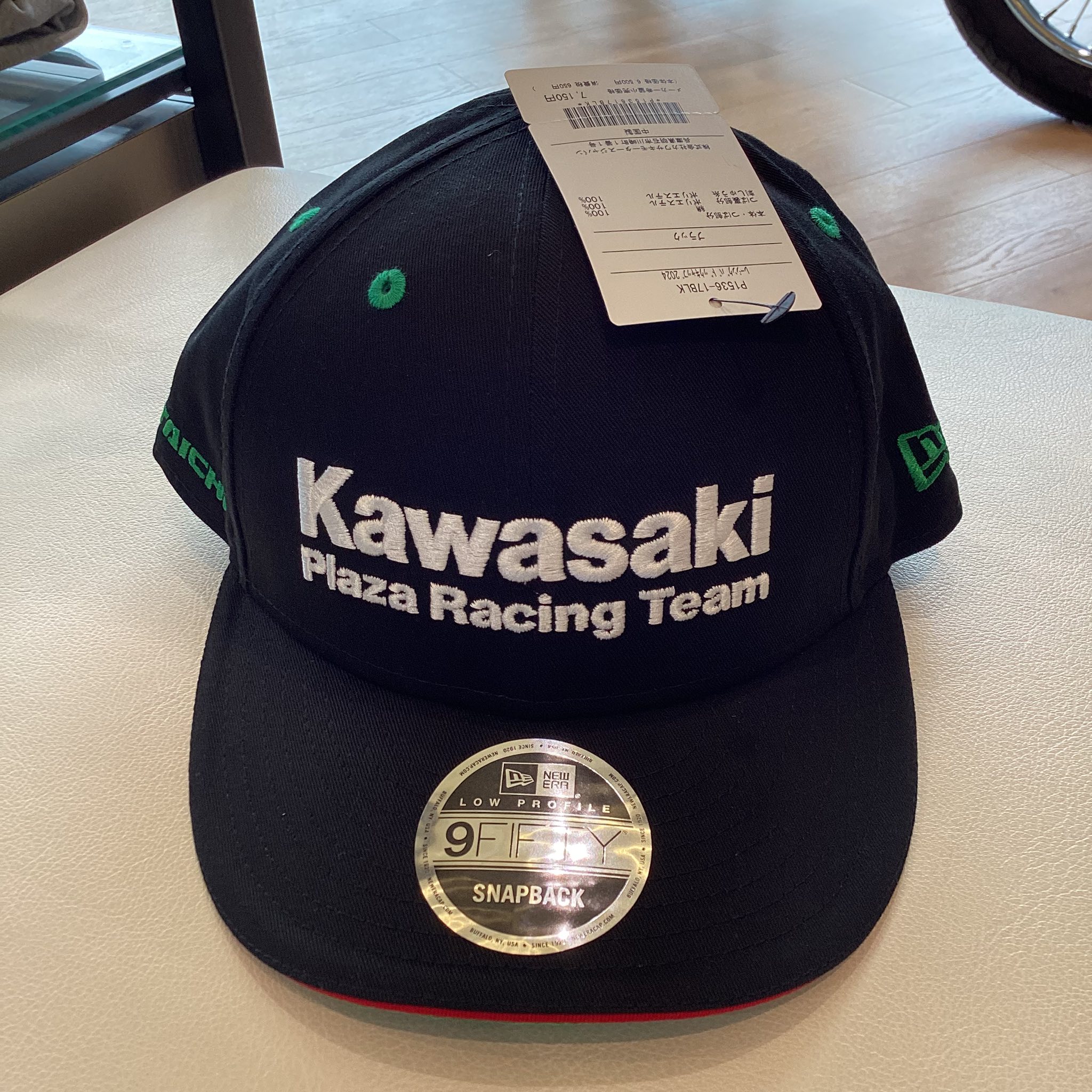 Kawasaki Plaza Racing Team キャップ こんにちは、カワサキプラザ盛岡です。 みんな大好きカワサキ