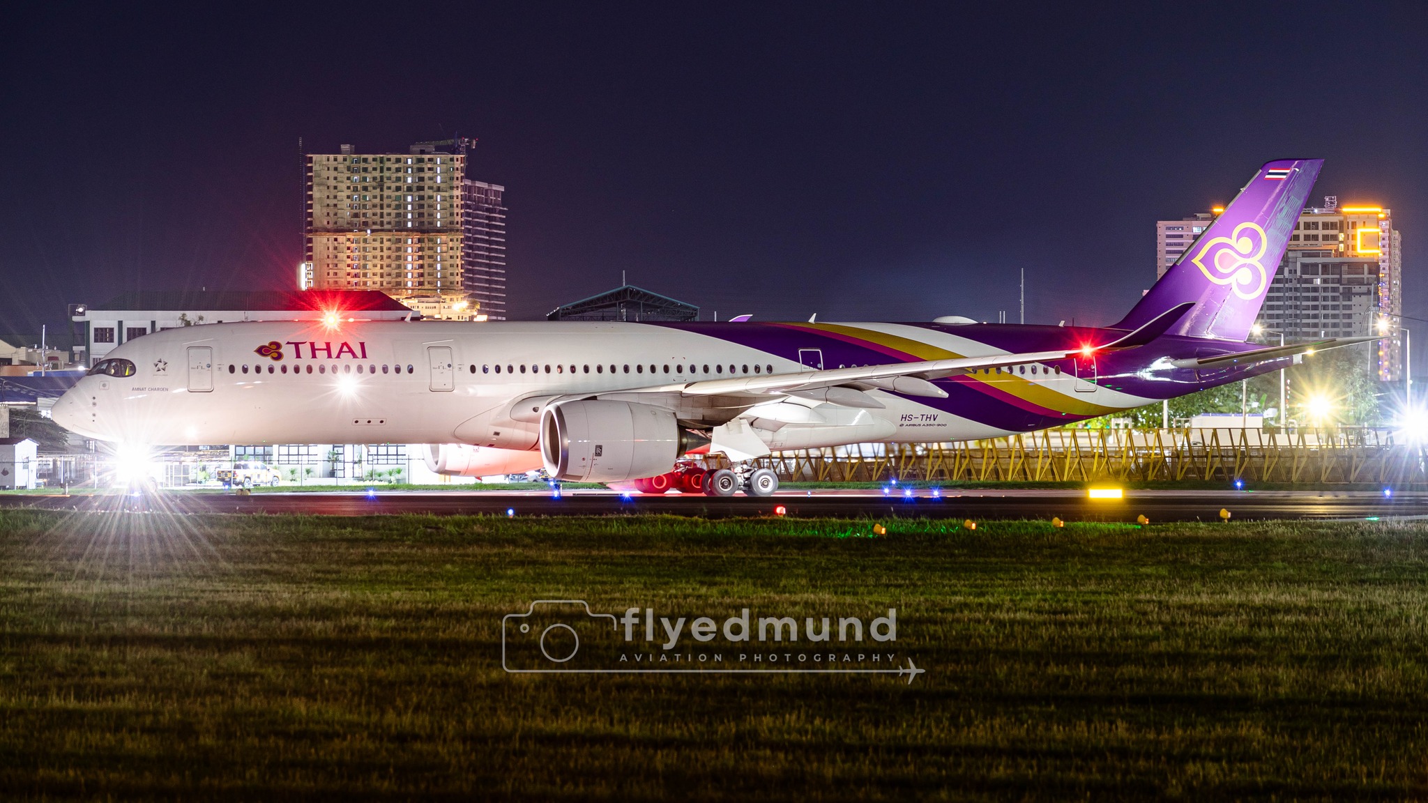 FlyEdmund - The Royal Orchid Raccoon shining brightly at night. Seen ...