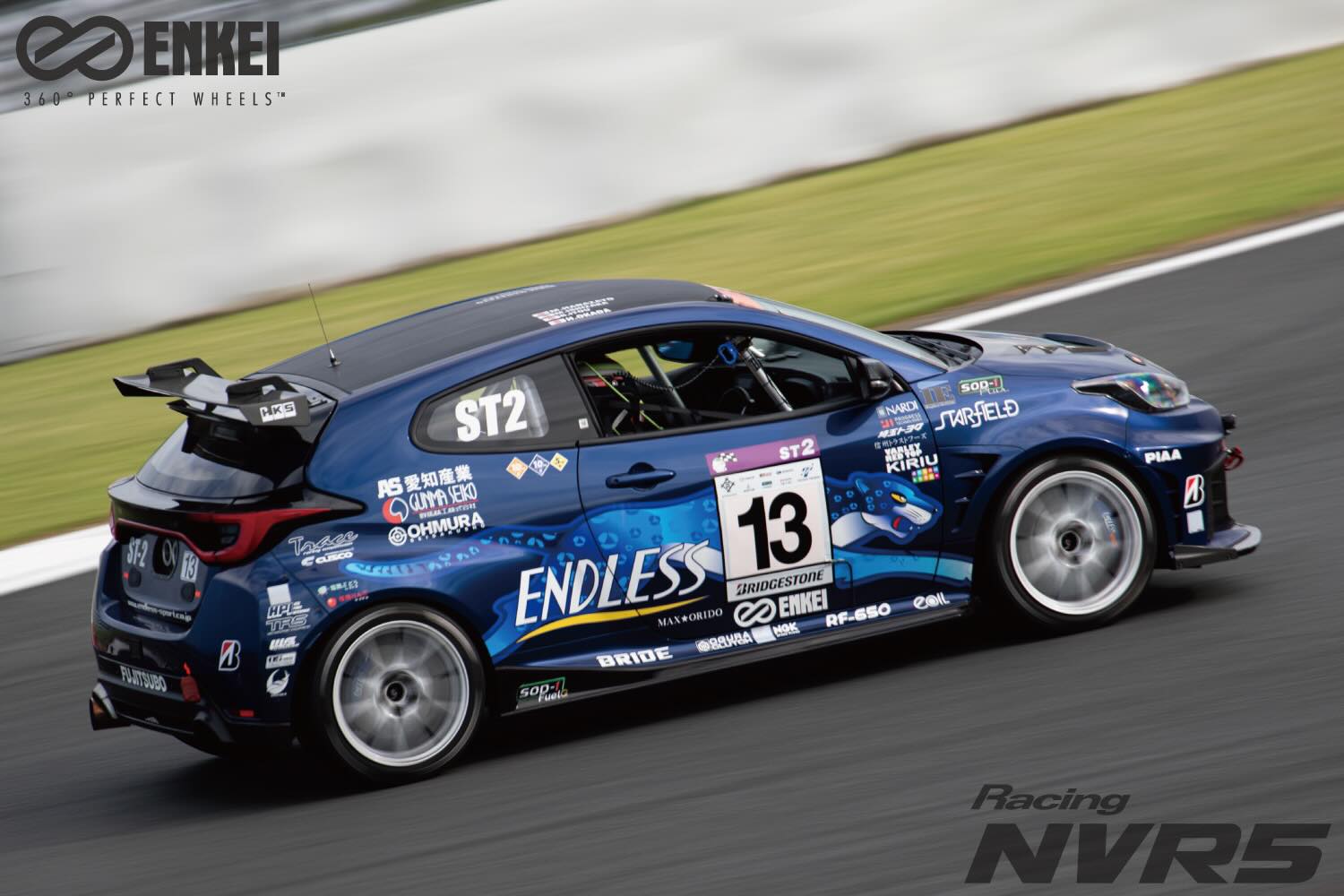 ENKEI エンケイ - ENKEI Racing Revolution, RS05RR Sparkle Silver