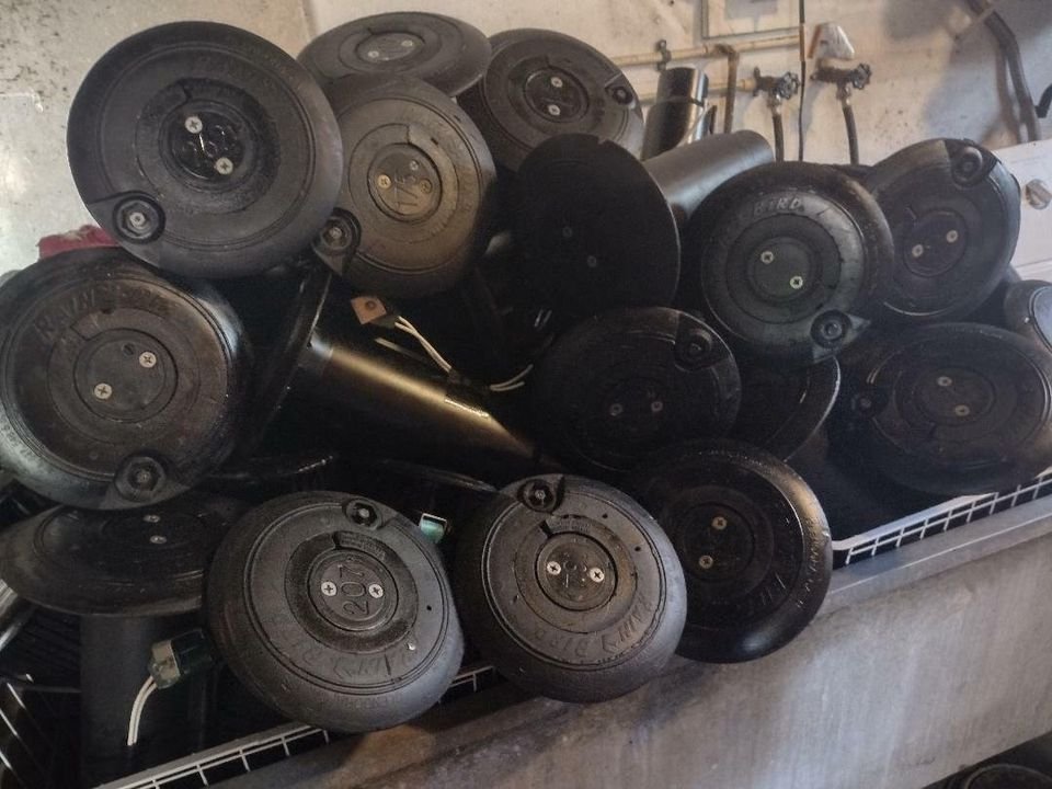 TurfNet - For sale: Rain Bird 900/950/700/750 Complete with one year ...
