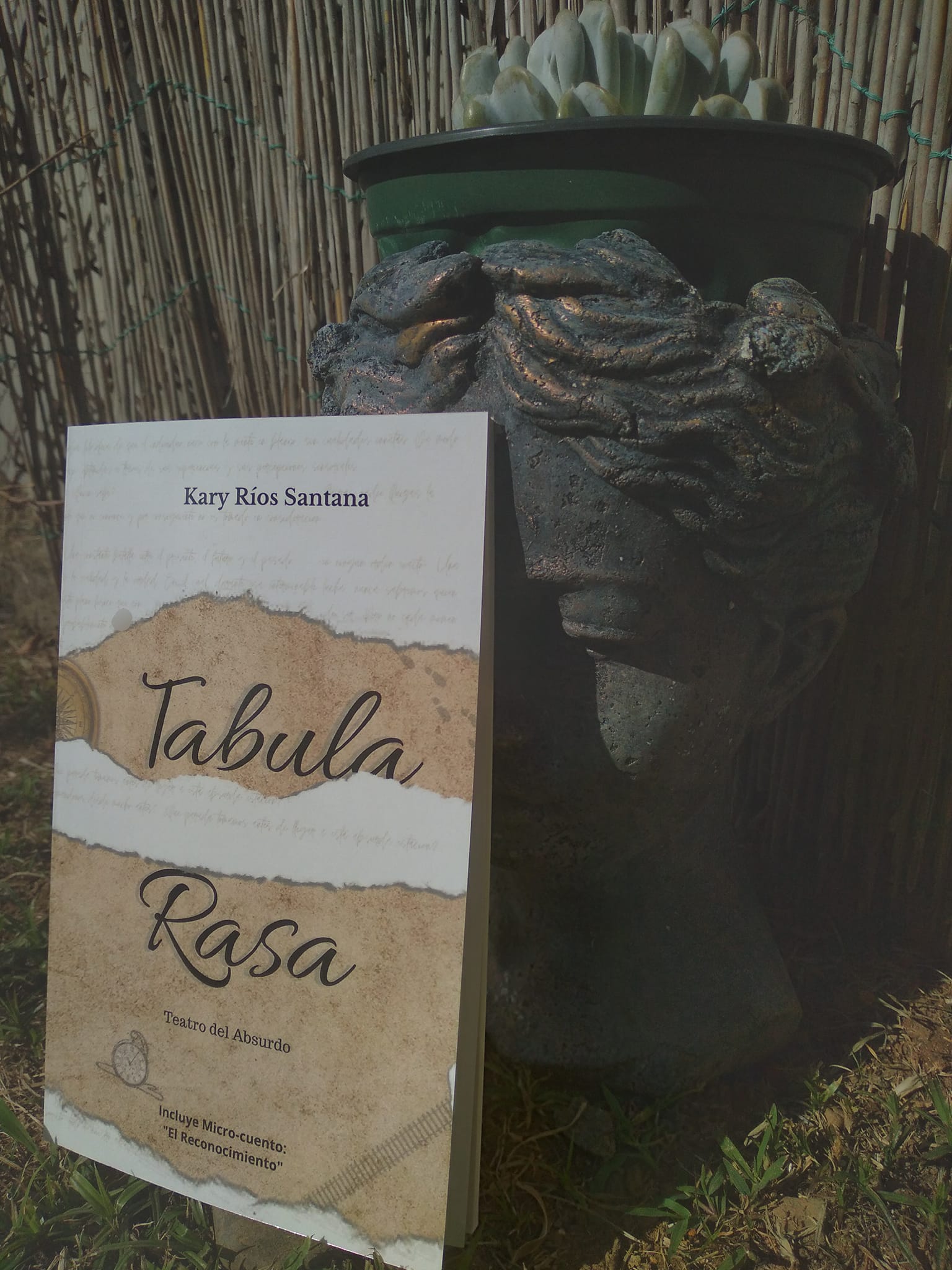 Tabula Rasa - ¡¡¡¡FELIZ DÍA DEL LIBRO!!!! . . . Tabula... | Facebook