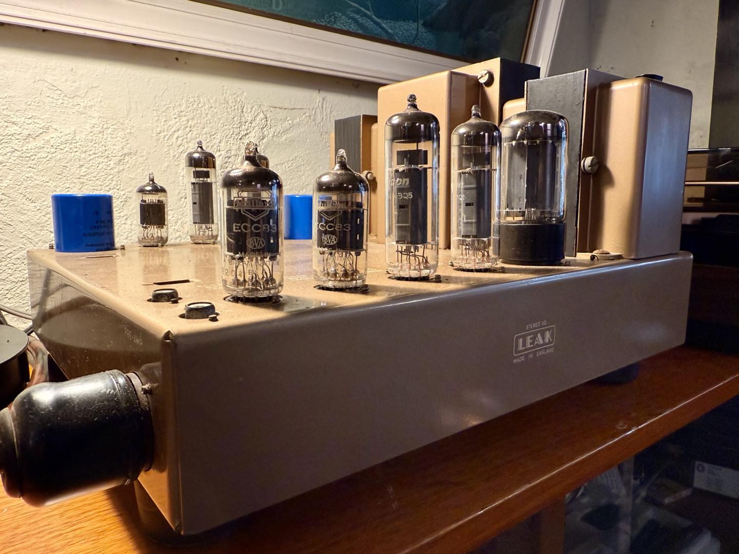 Vintage Leak Stereo 30 amplifier from 1965