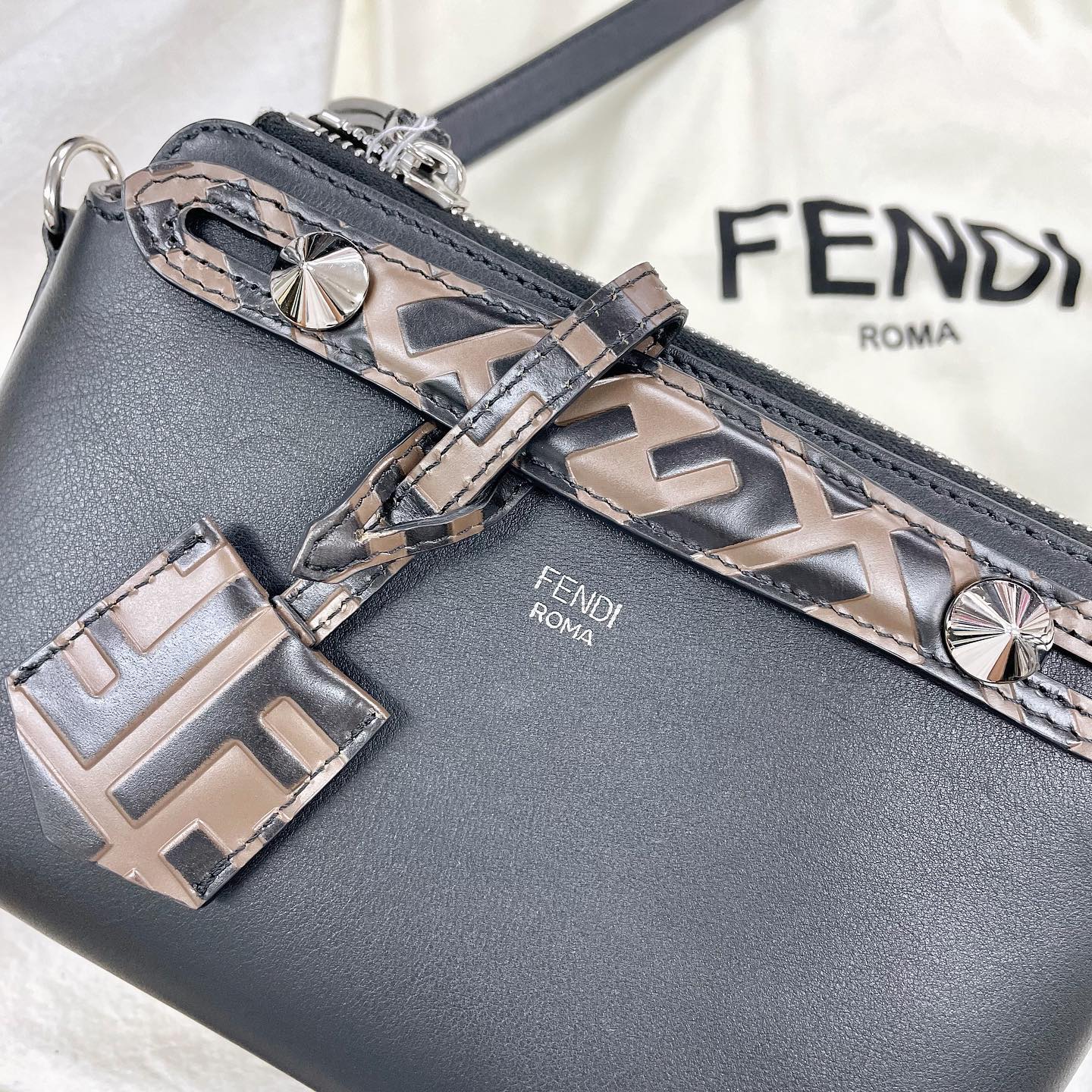 ?おすすめ商品 #フェンディ #バイザウェイスモール 小ぶりですが収納 
