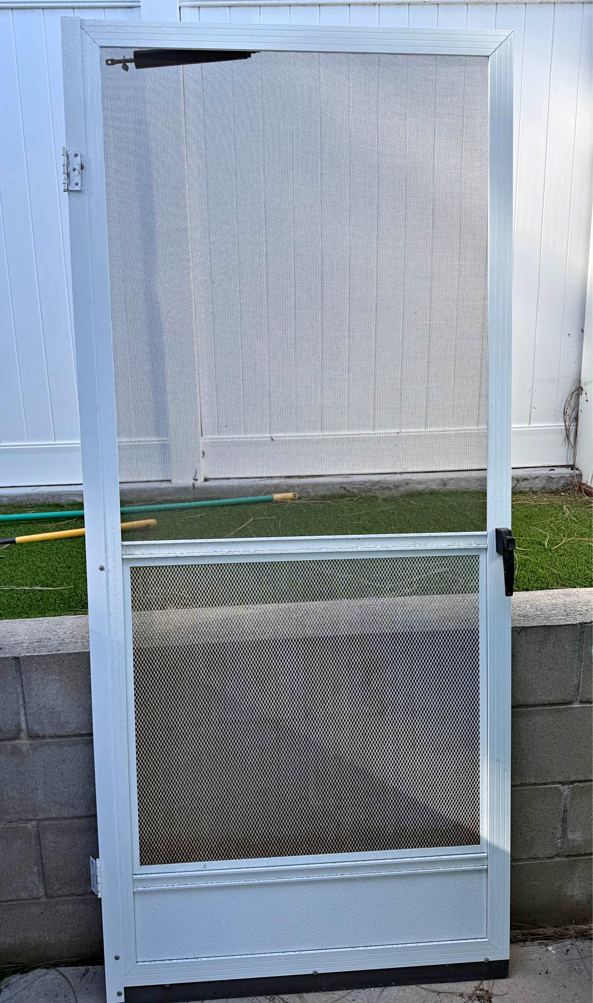 Free 36x80 screen door - Fencing - San Diego, California | Facebook