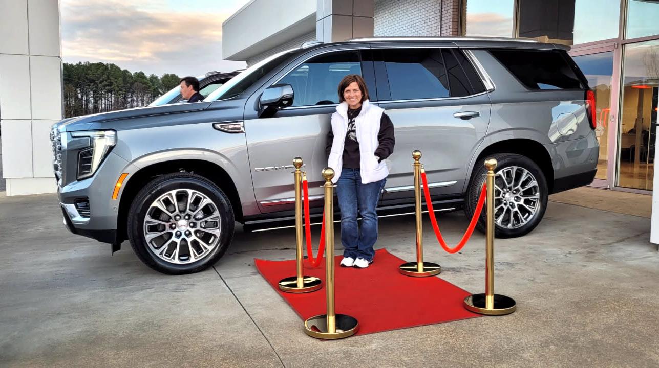 Devan Lowe Inc. - We are happy to welcome Michelle Dodd... | Facebook