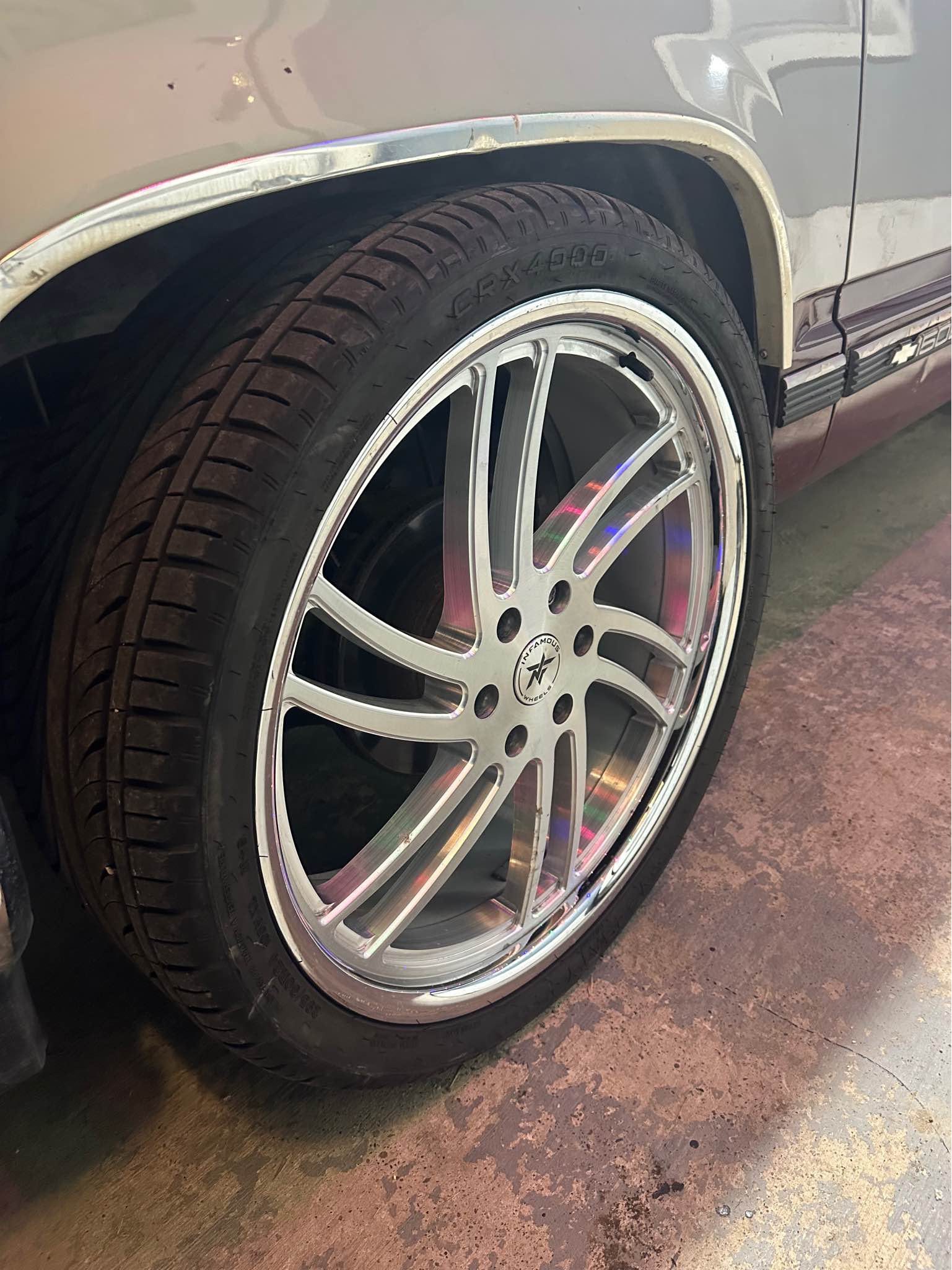 Vendo oh Cambio infamous 24x9 y 24x11 - Car Wheels, Tires & Parts ...