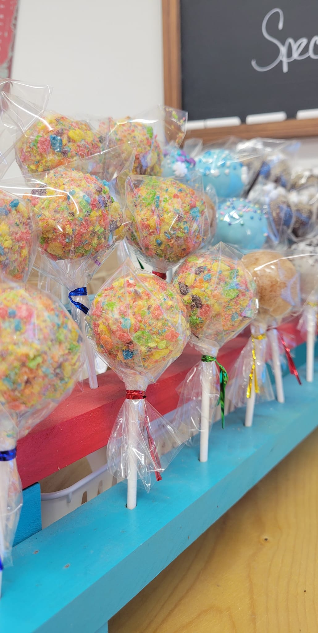 Back by popular demand Frutti pebble cake pops Get them wheel  