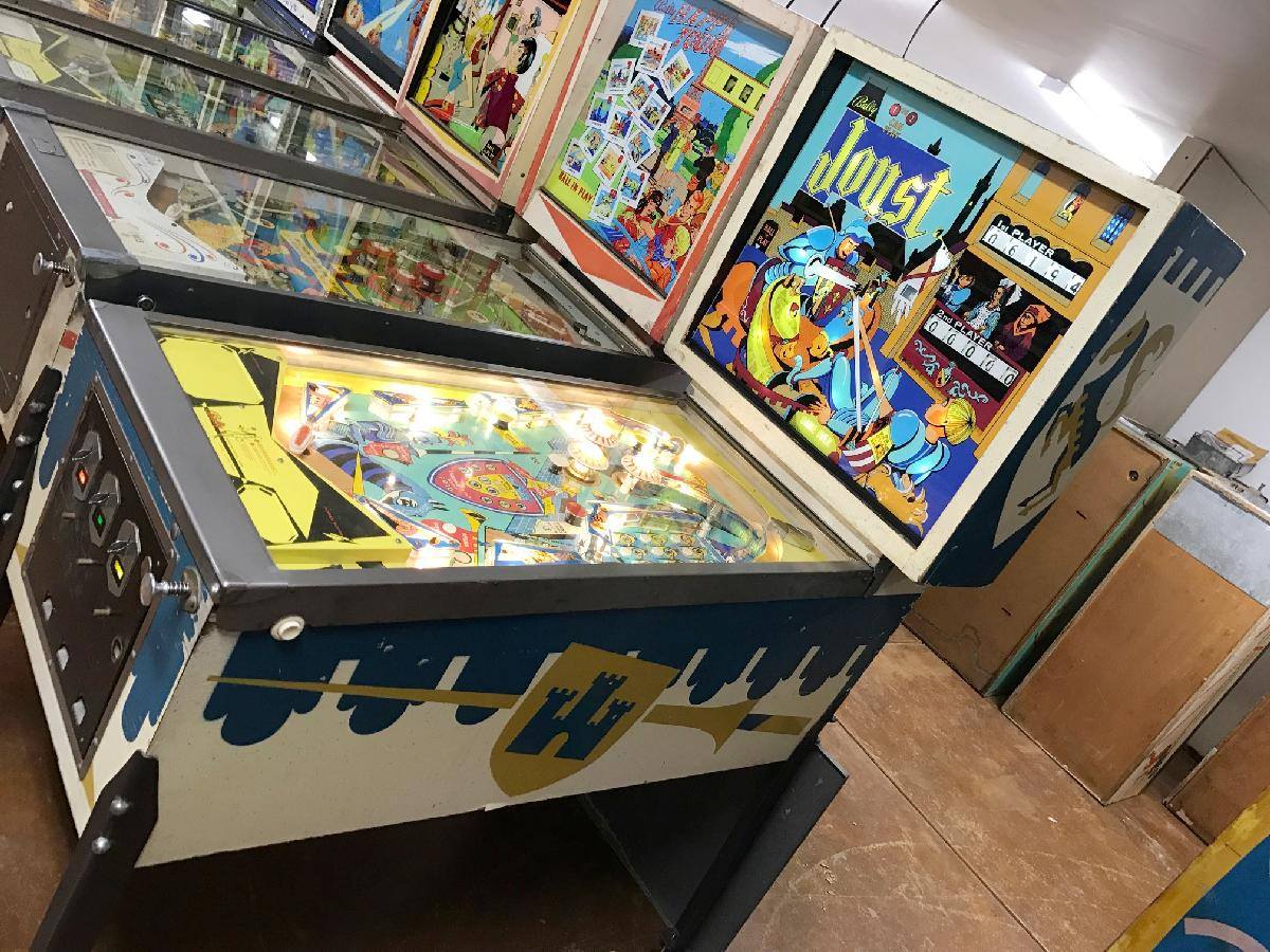 The 1969 Bally Joust... - Michigan Pinball Show Ann Arbor VFW