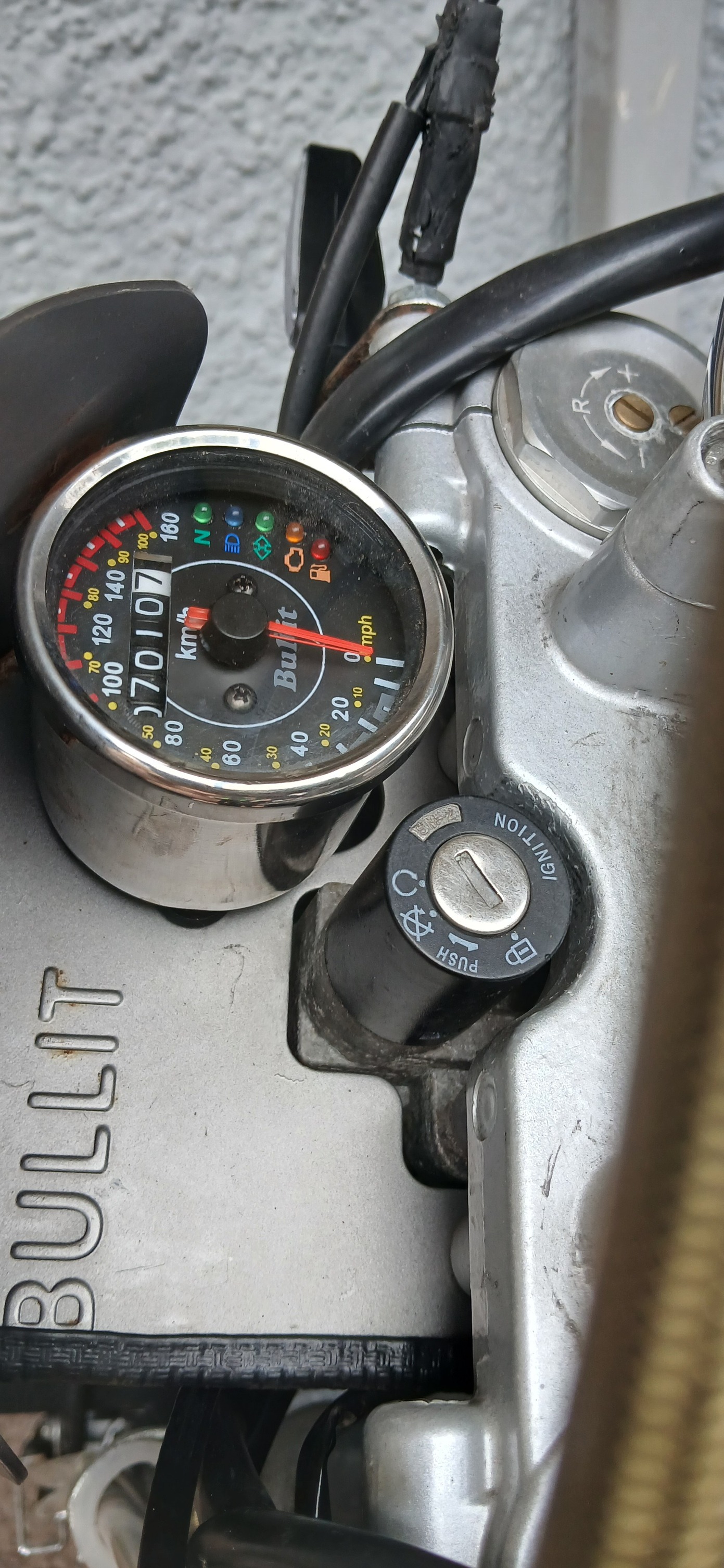 Hello do you guys know how to get speedometer in Hero 12 ?