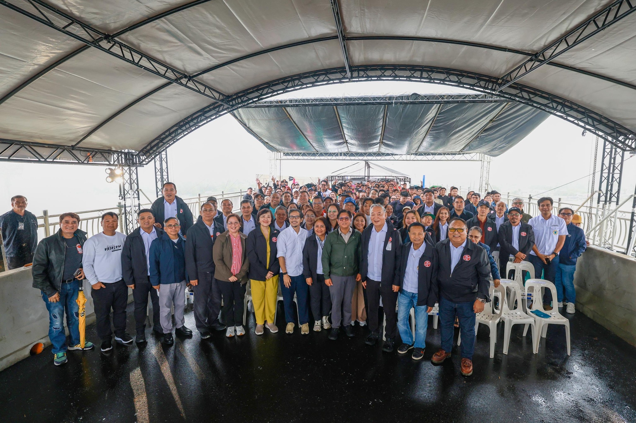 Bongbong - Bukas na ang 2.16-kilometrong Camalaniugan Bridge sa Cagayan ...