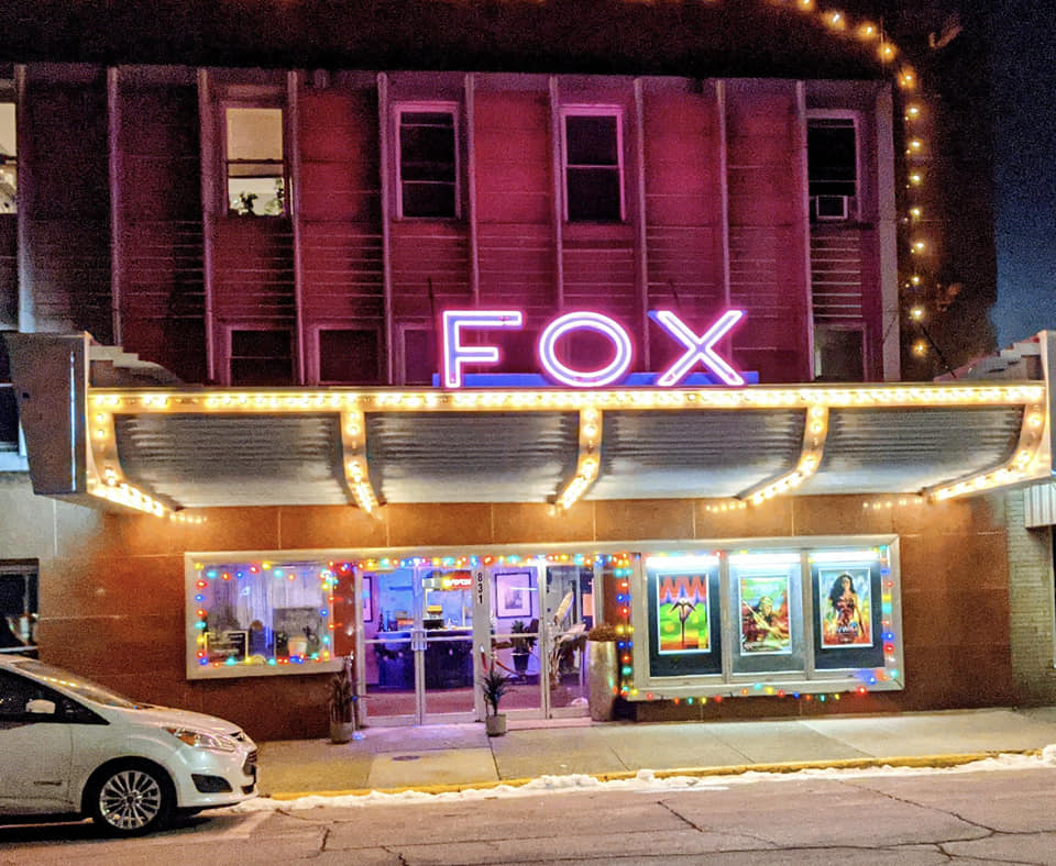 Looking for old theaters with cool, vintage marquees!
