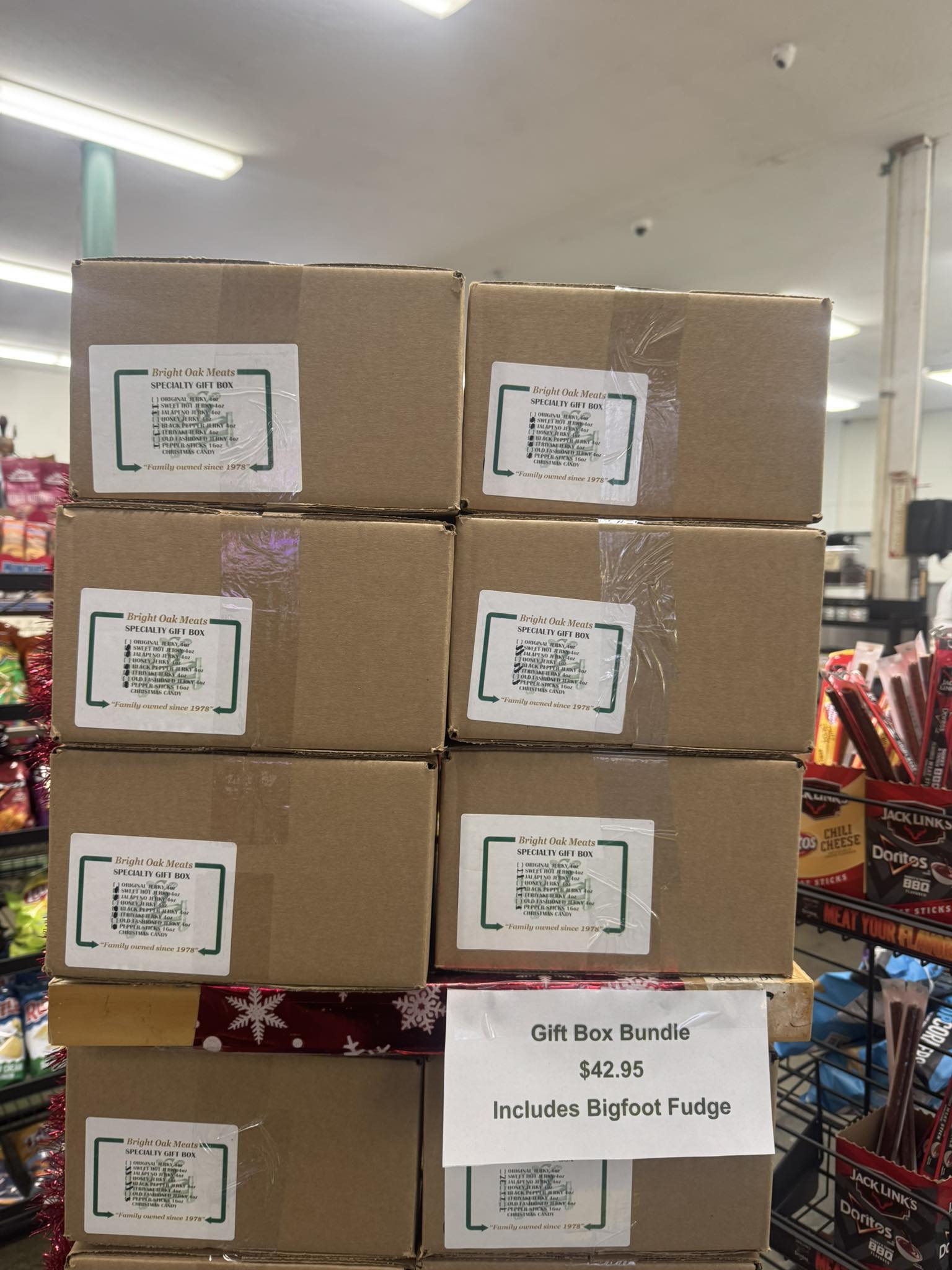🎁 Holiday Gift Boxes Are Here! 🎄 ⭐️... - Bright Oak Meats | Facebook