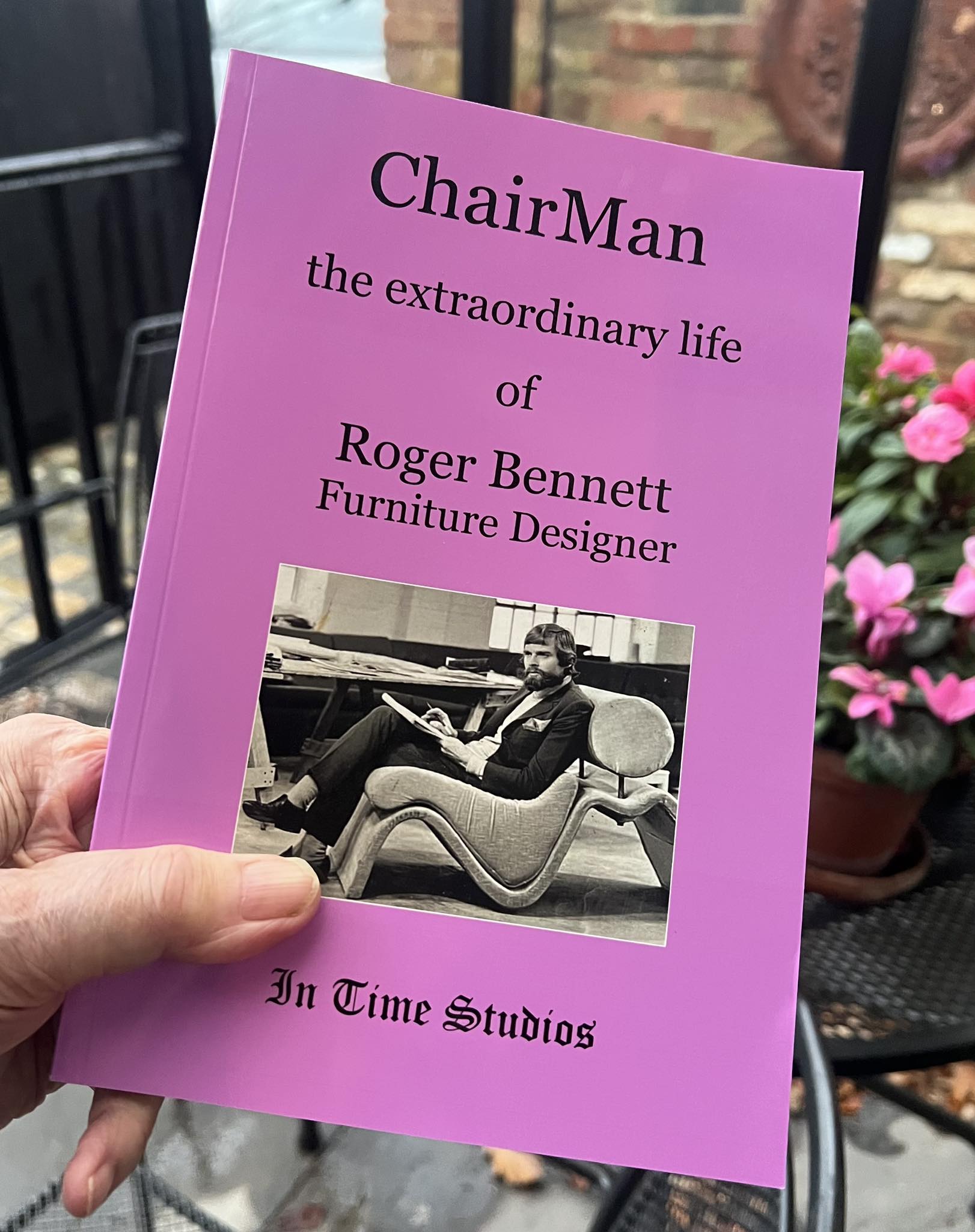 📖 New Book Release ‘ The extraordinary... - In Time Hazlemere | Facebook