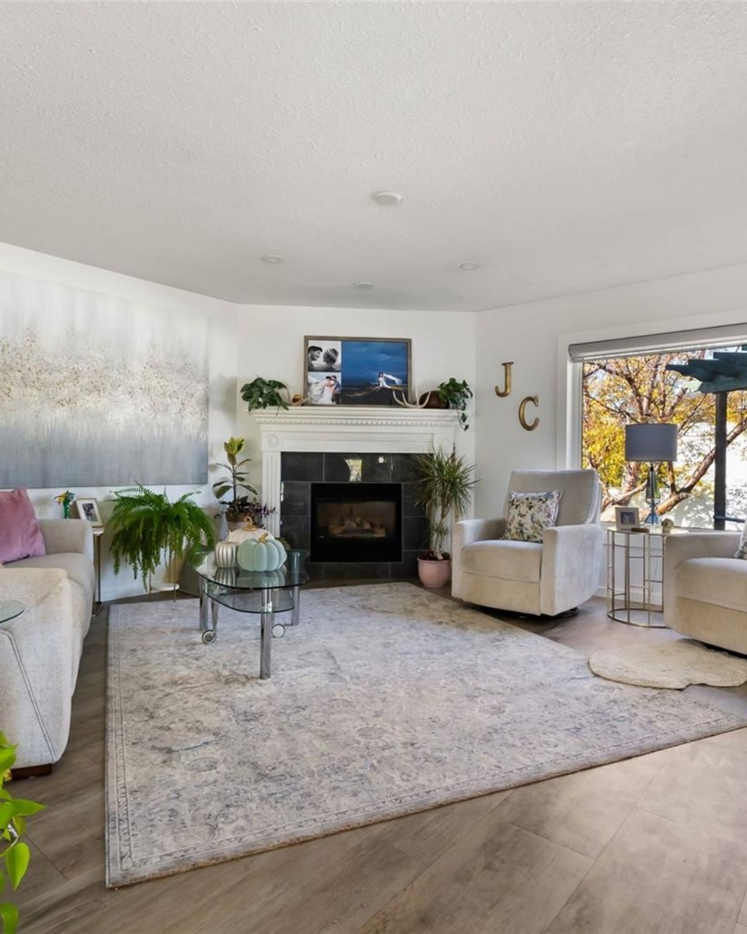 Authentic Realty Inc. added a new... - Authentic Realty Inc.