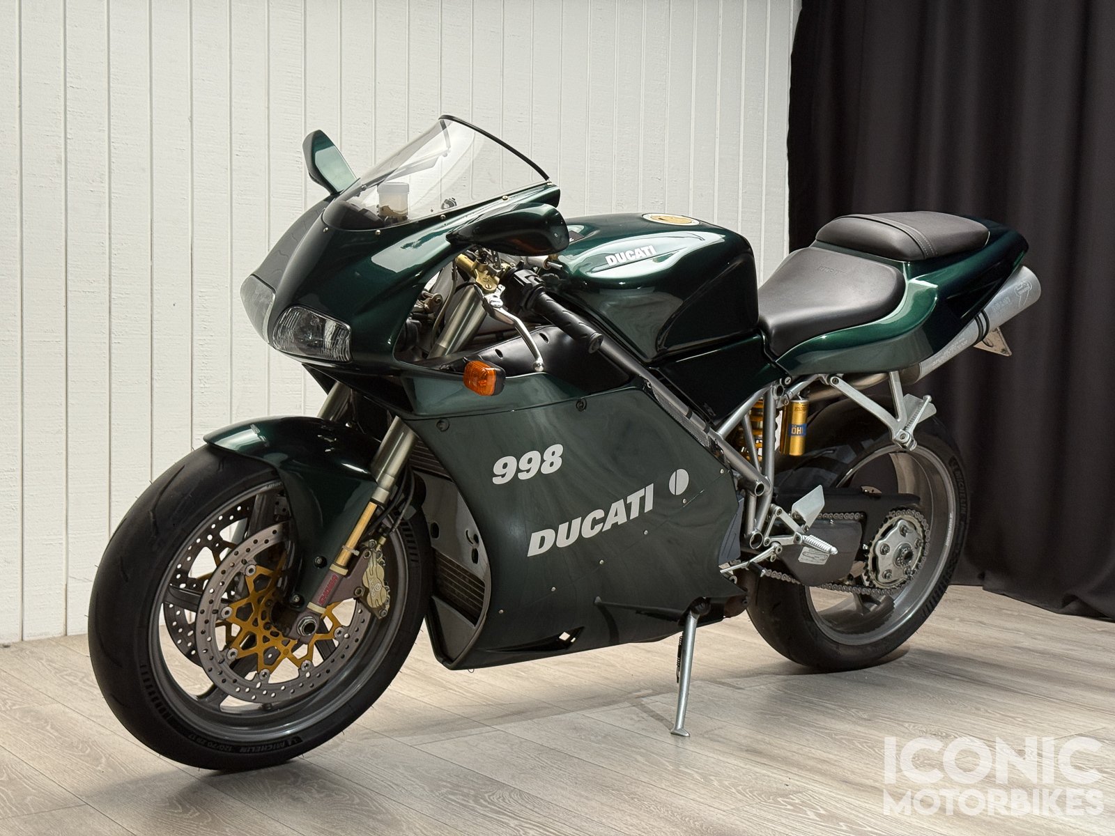 展示です♥ no.7 展示です♥ no.7 1992 Kawasaki ZX-7R – Iconic Motorbike Auctions