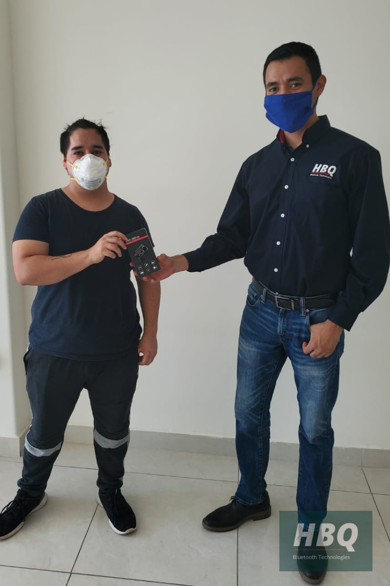 HBQ - Segunda entrega de audífonos de nuestro Give Away al ganador ...