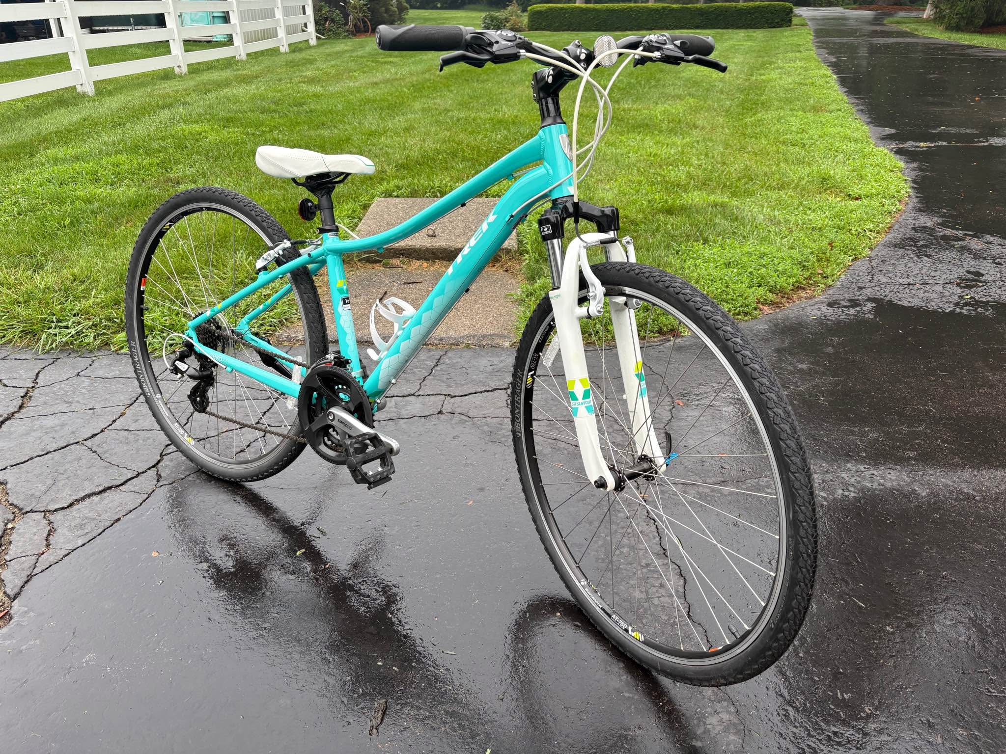 trek neko bicycle Pre Owned - 2018 2 WSD 21 Speed TREK NEKO Mountain
