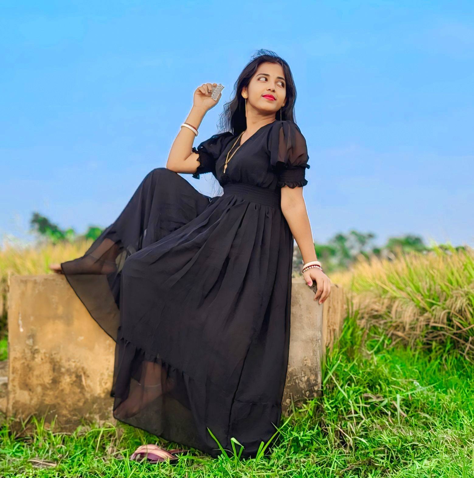 অদ্ভুত বোকা বানালাম😁🤣🤣 Usha Bala Megh La | Megh La | Facebook